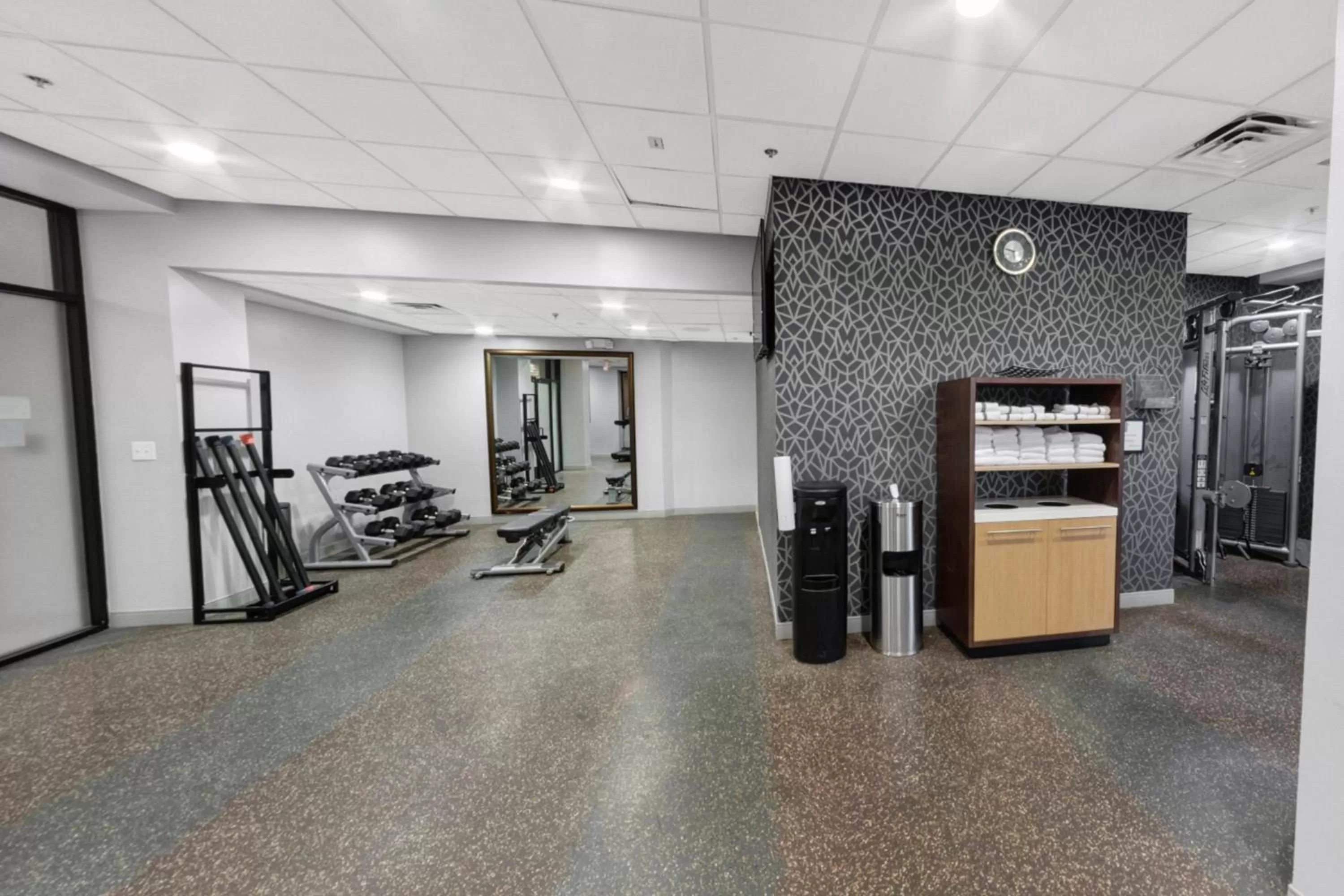 Fitness centre/facilities in Houston Marriott North