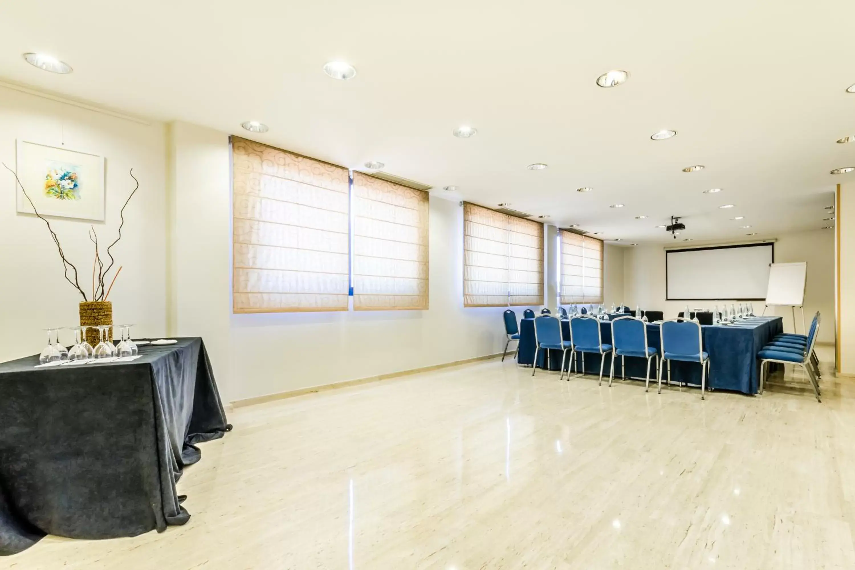 People, Business Area/Conference Room in Exe Barbera Parc