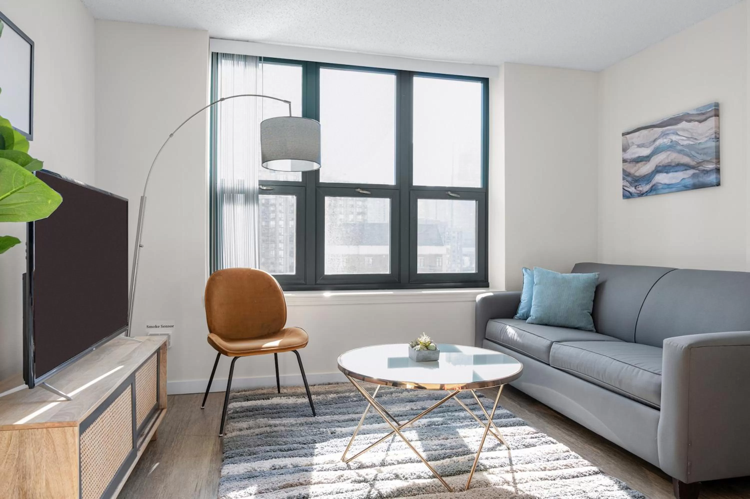 Queen Studio in Kasa Magnificent Mile Chicago