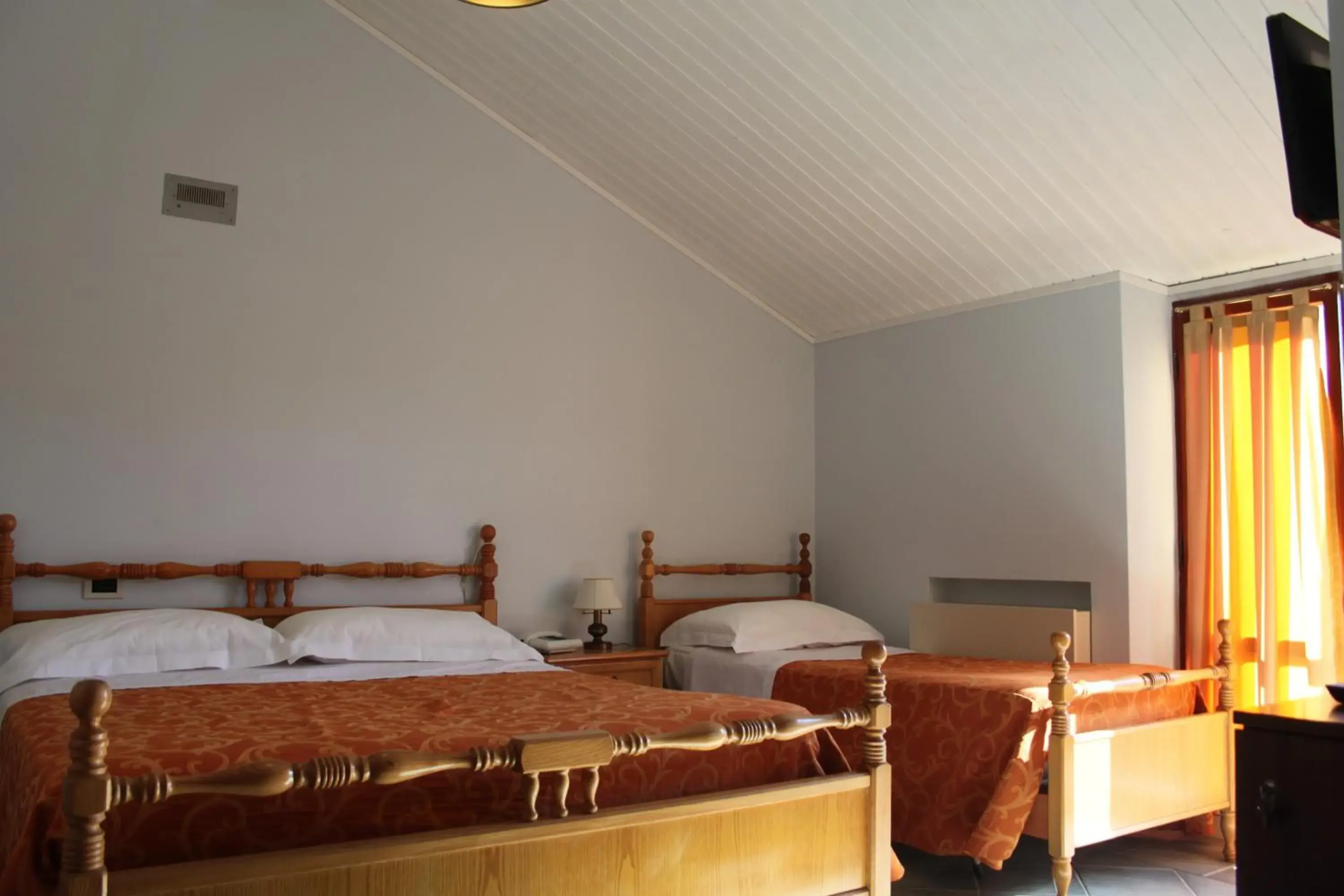 Bedroom, Bed in Hotel Girasole