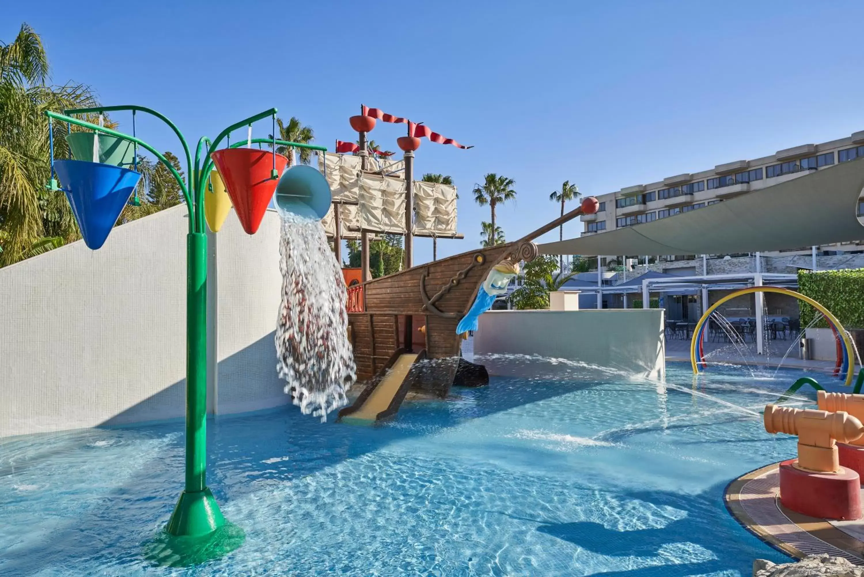 Swimming pool, Water Park in Atlantica Oasis Hotel