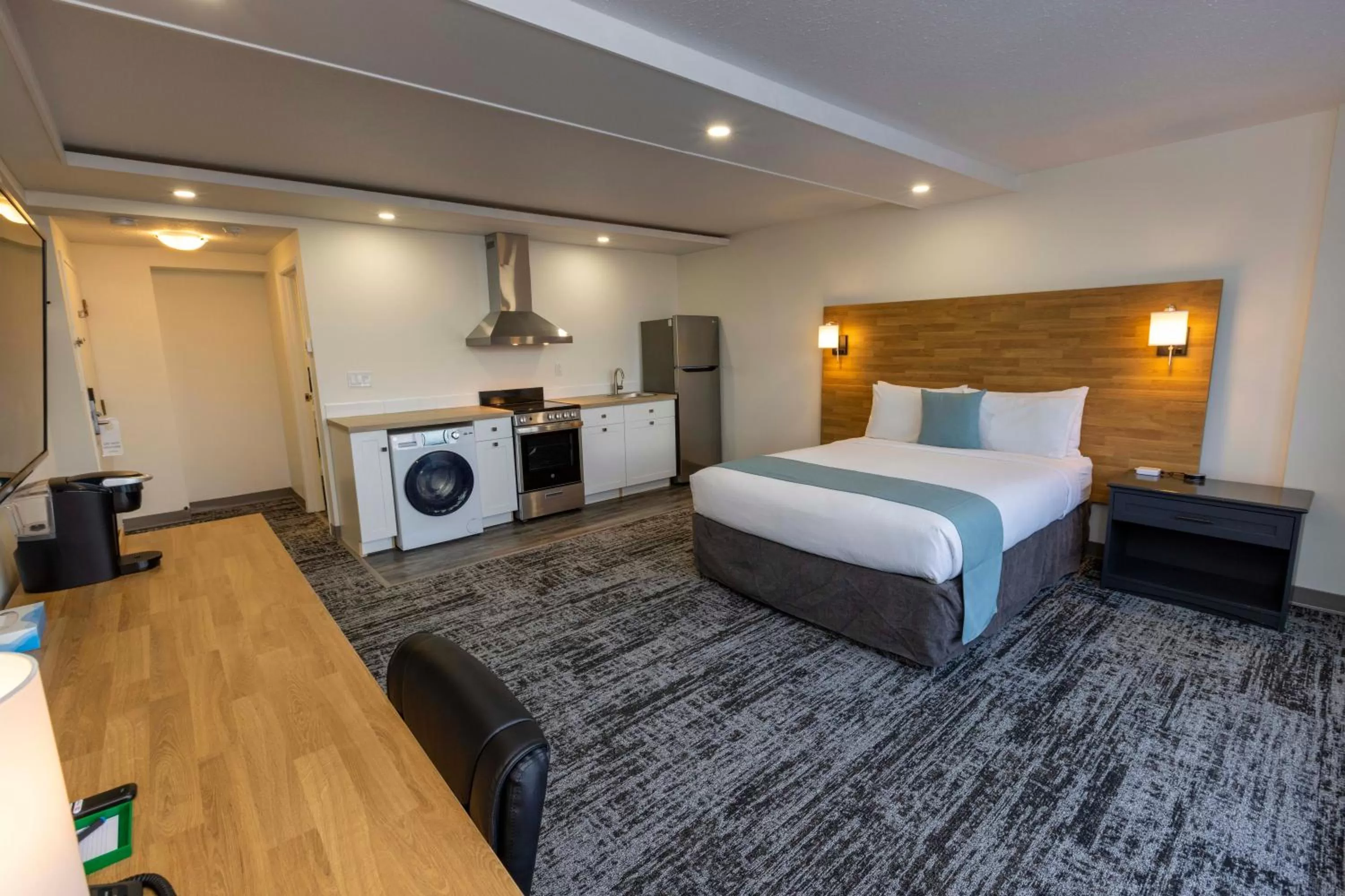 Bed in Highliner Hotel