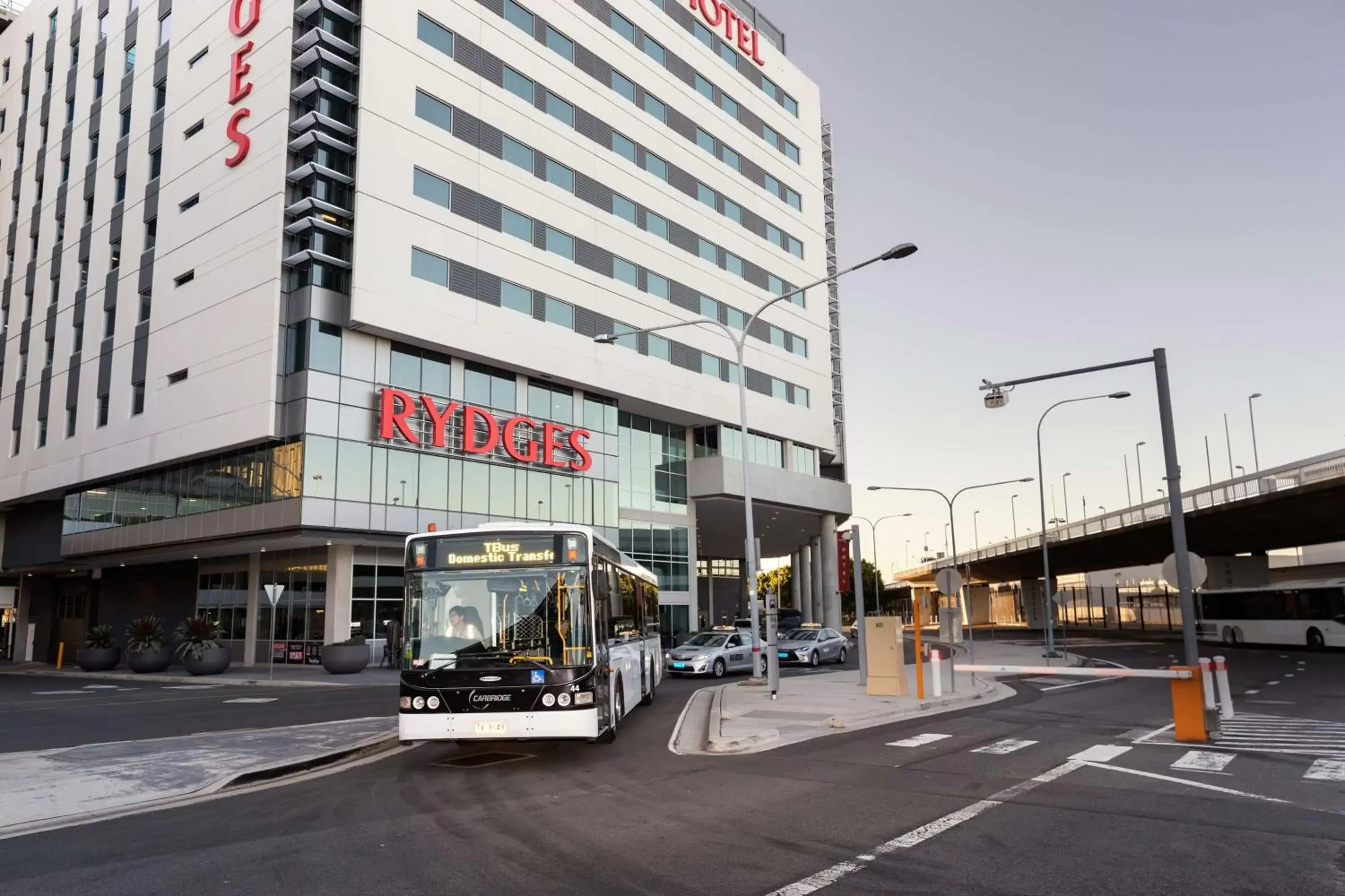Property building in Rydges Sydney Airport Hotel