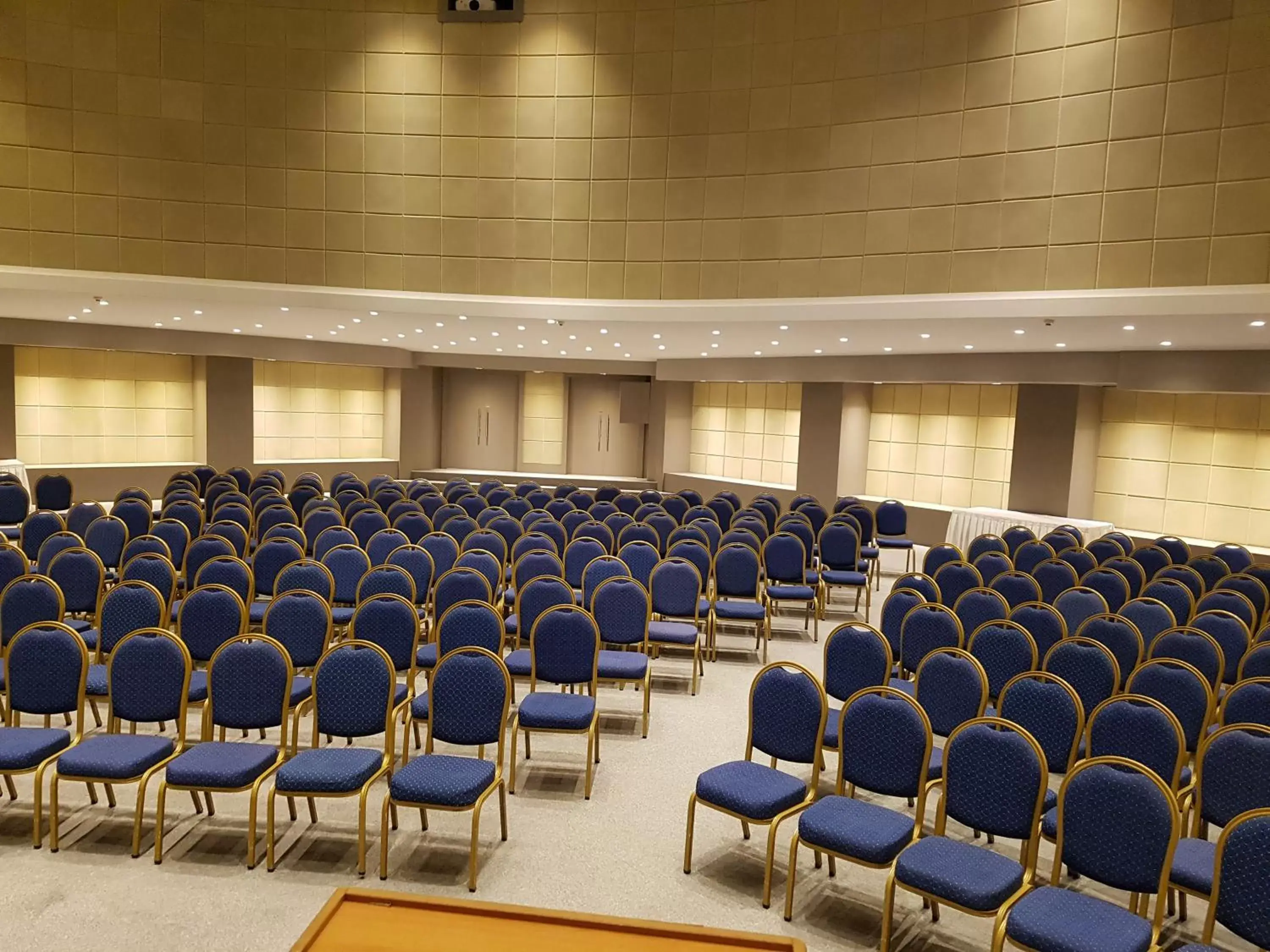 Meeting/conference room in Karaca Hotel