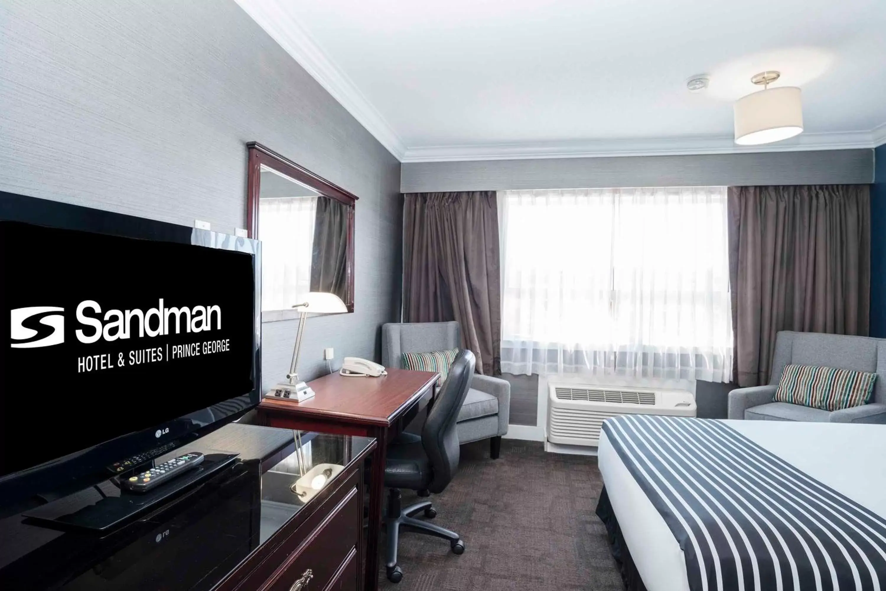 Photo of the whole room in Sandman Hotel & Suites Prince George