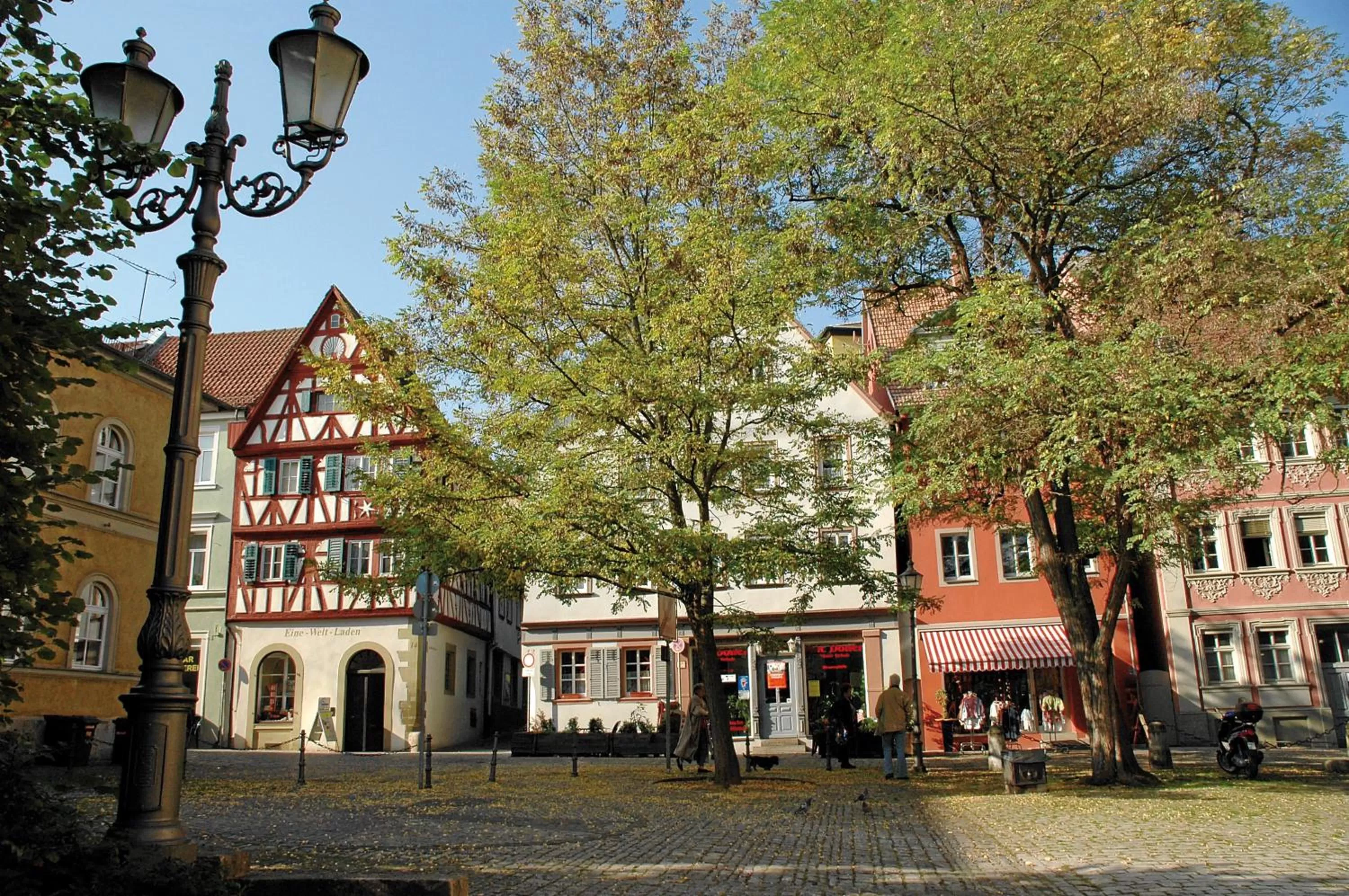 Property building, Garden in Hotel Kitzinger Hof an der B8