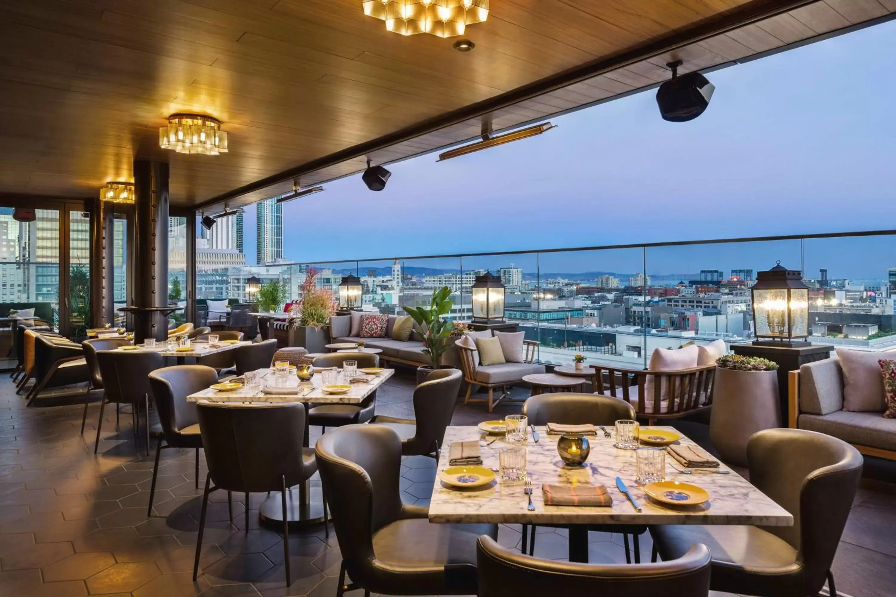 Lounge or bar, Restaurant/Places to Eat in Canopy by Hilton San Francisco SoMa