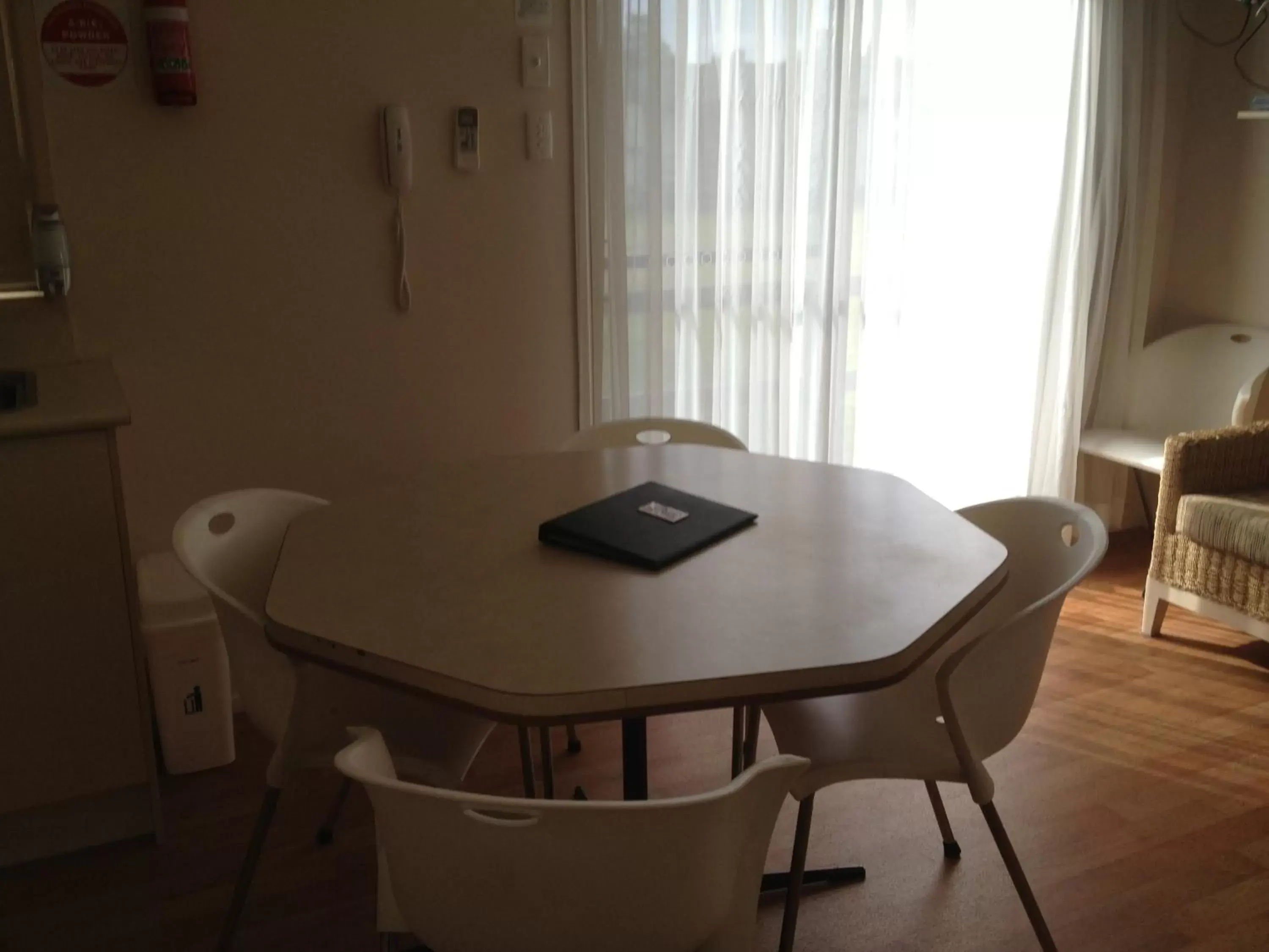 Living room, Dining Area in Wollongong Surf Leisure Resort