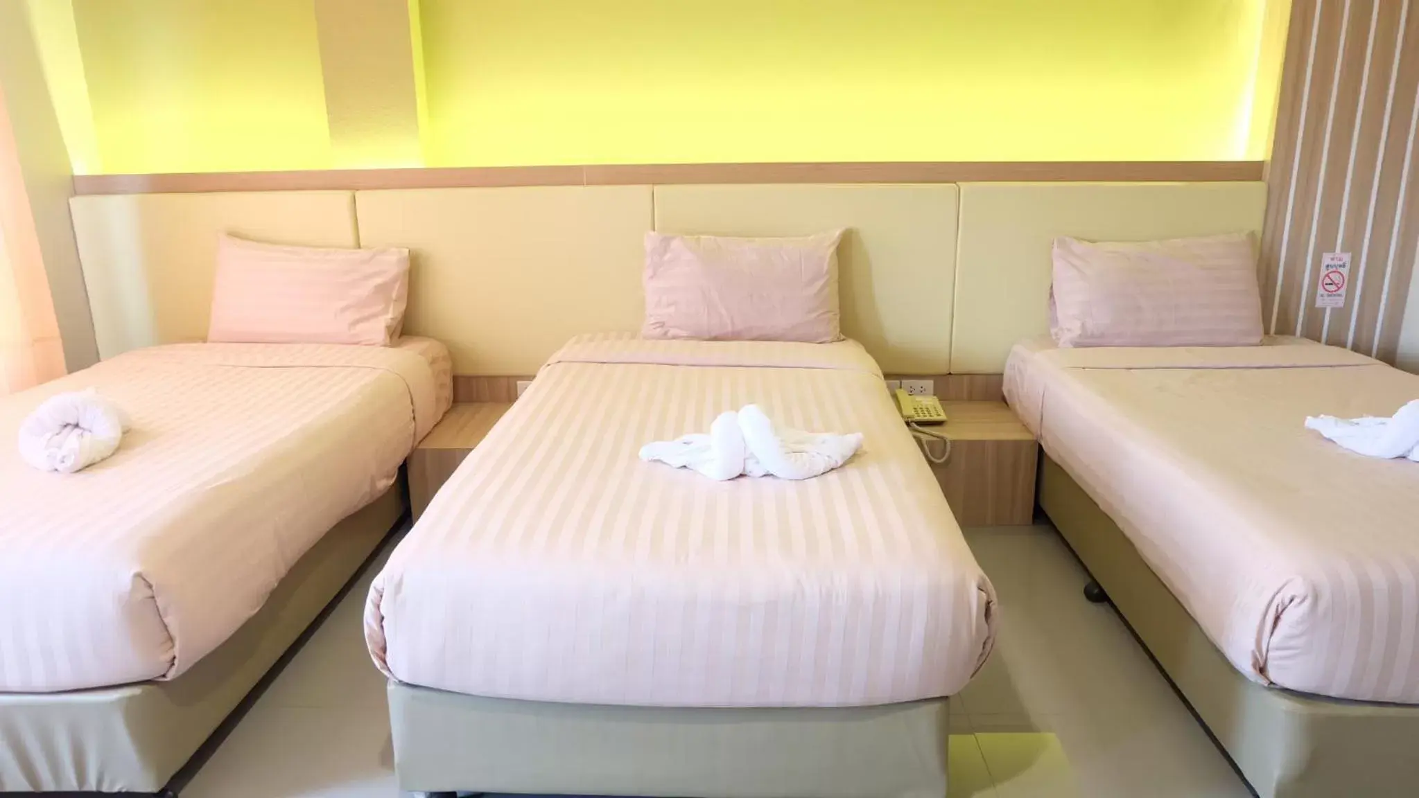 Bedroom, Bed in Silom Boutique Hotel Hatyai