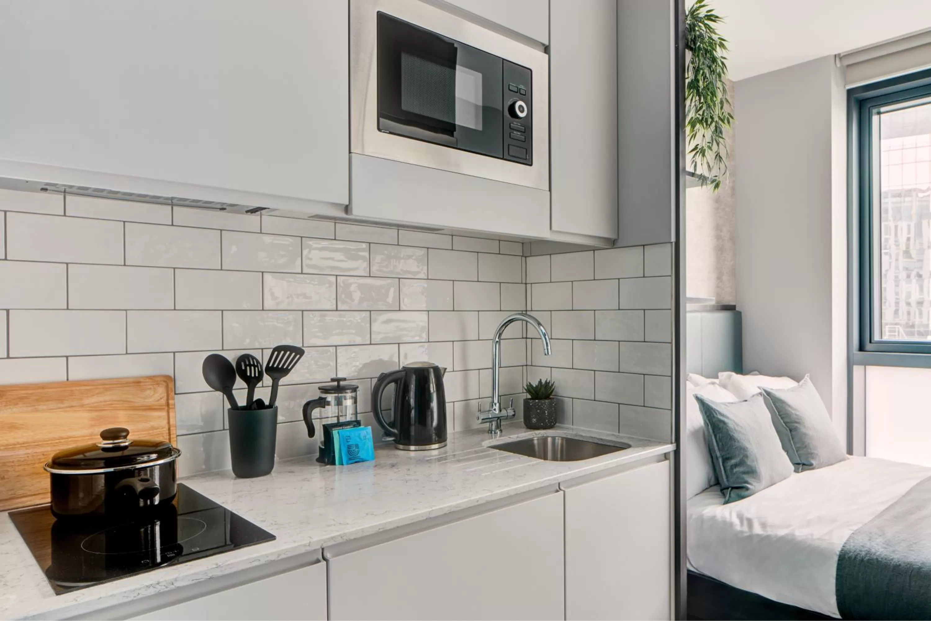 Coffee/tea facilities in ARK Canary Wharf