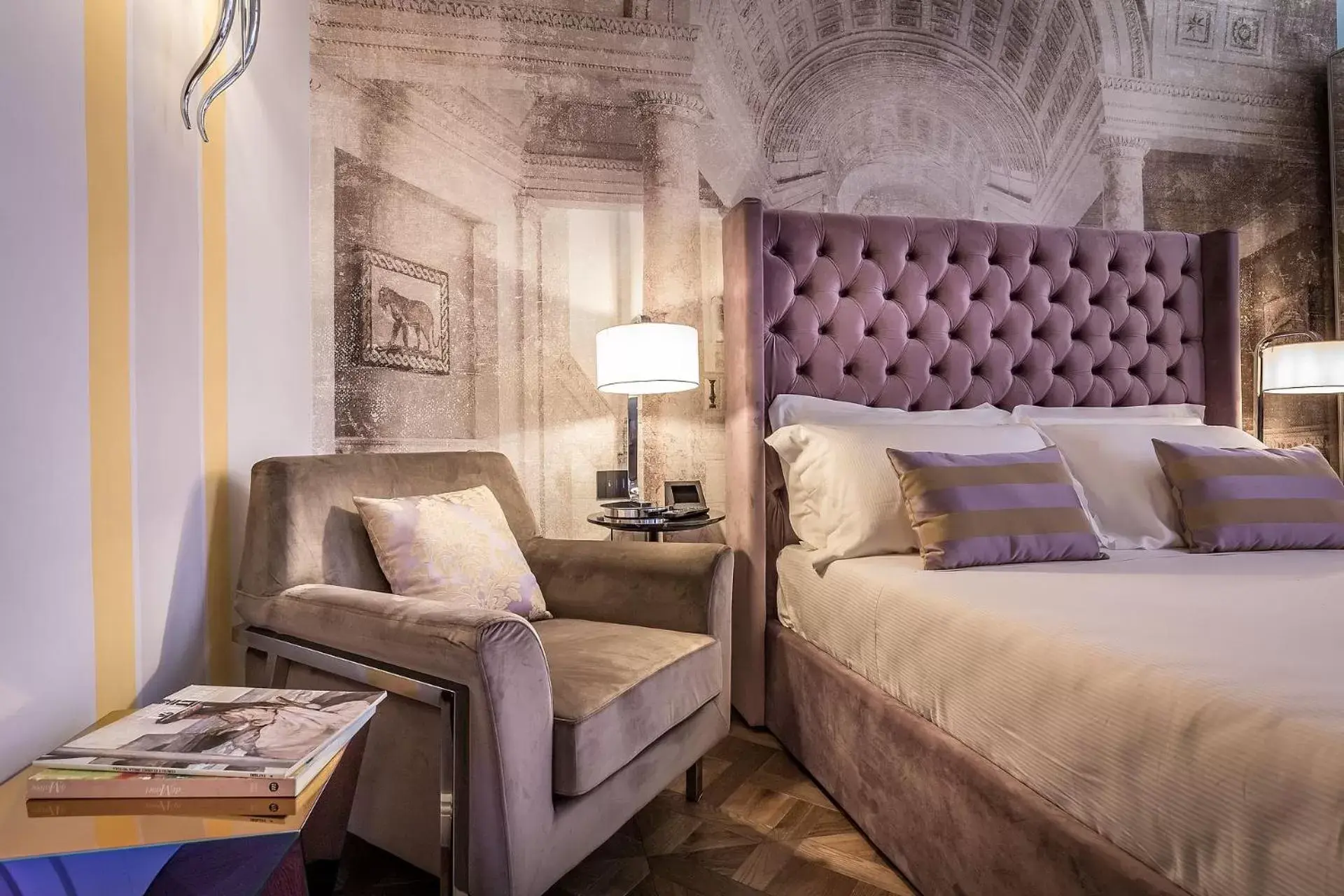 Deluxe Queen Room with Cathedral View  in Arte' Boutique Hotel