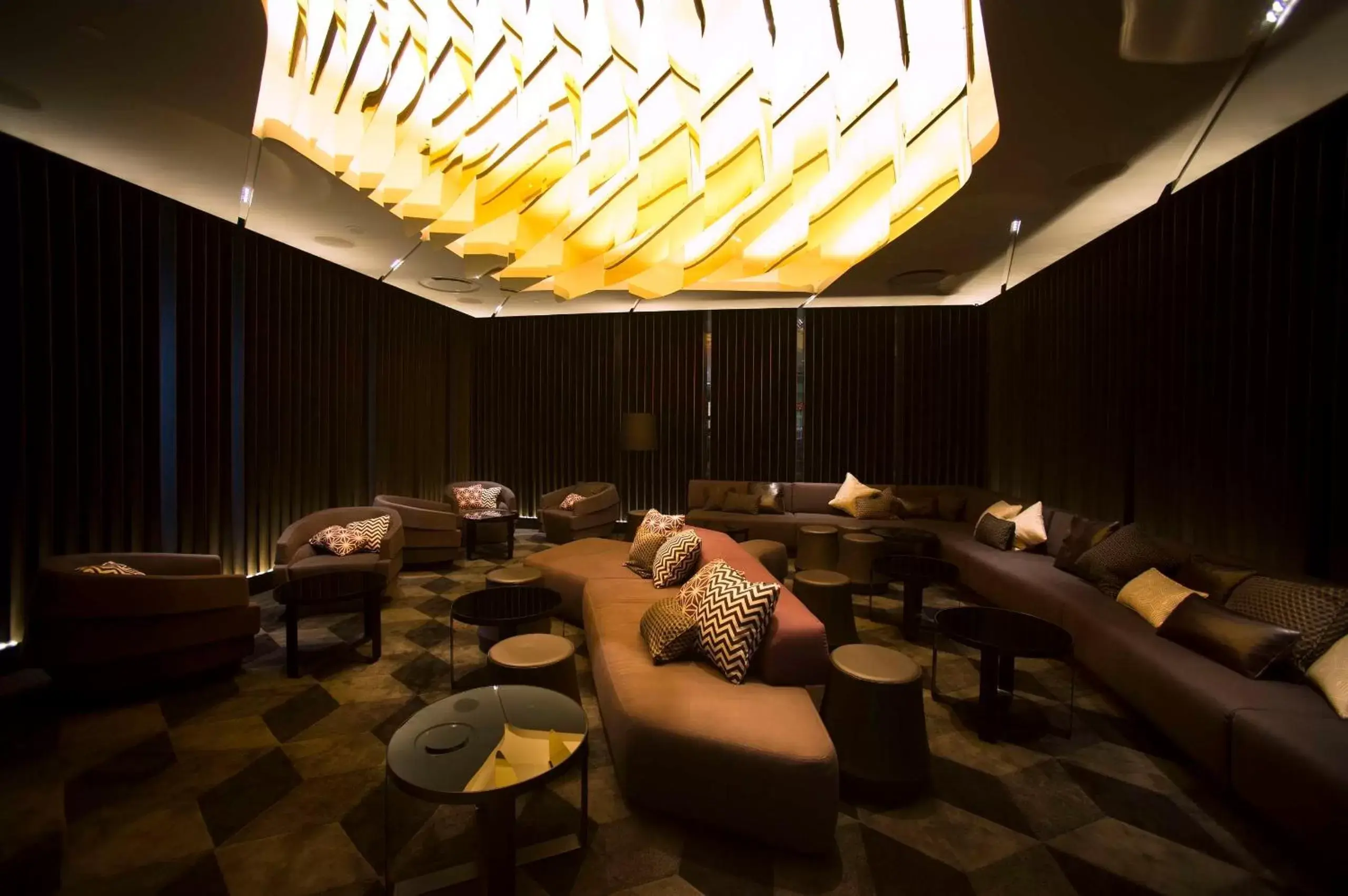 Lounge or bar in Hilton Adelaide