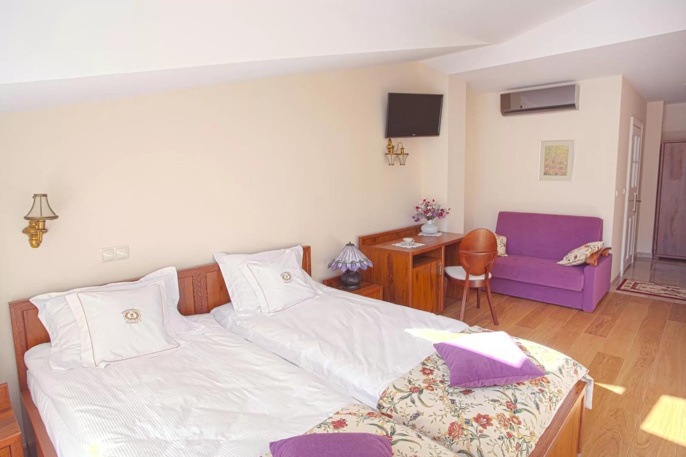 Twin Room in Aparthotel Grodzka 21