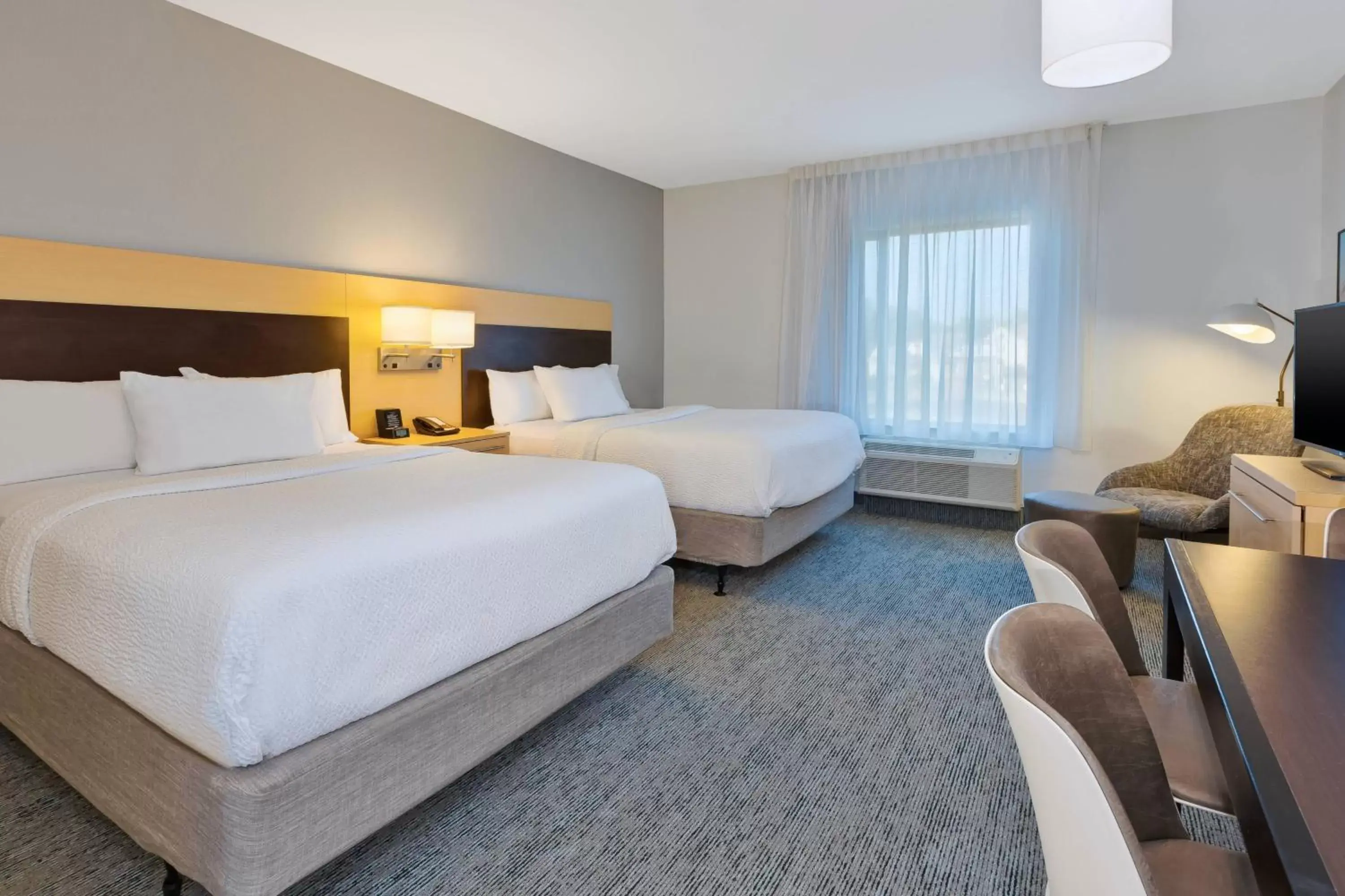 Photo of the whole room, Bed in TownePlace Suites by Marriott Nashville Airport
