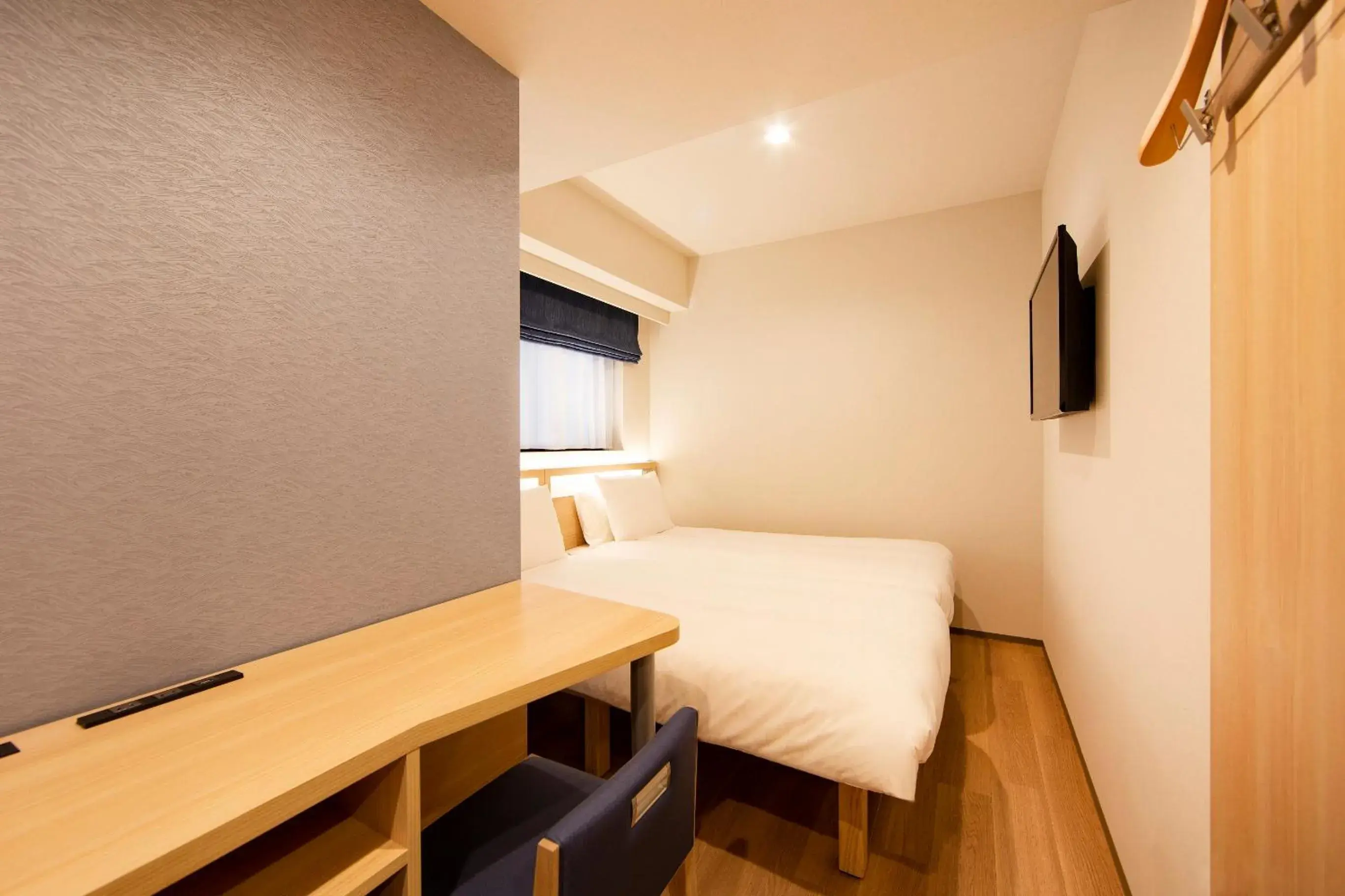 Photo of the whole room, Bunk Bed in karaksa hotel TOKYO STATION