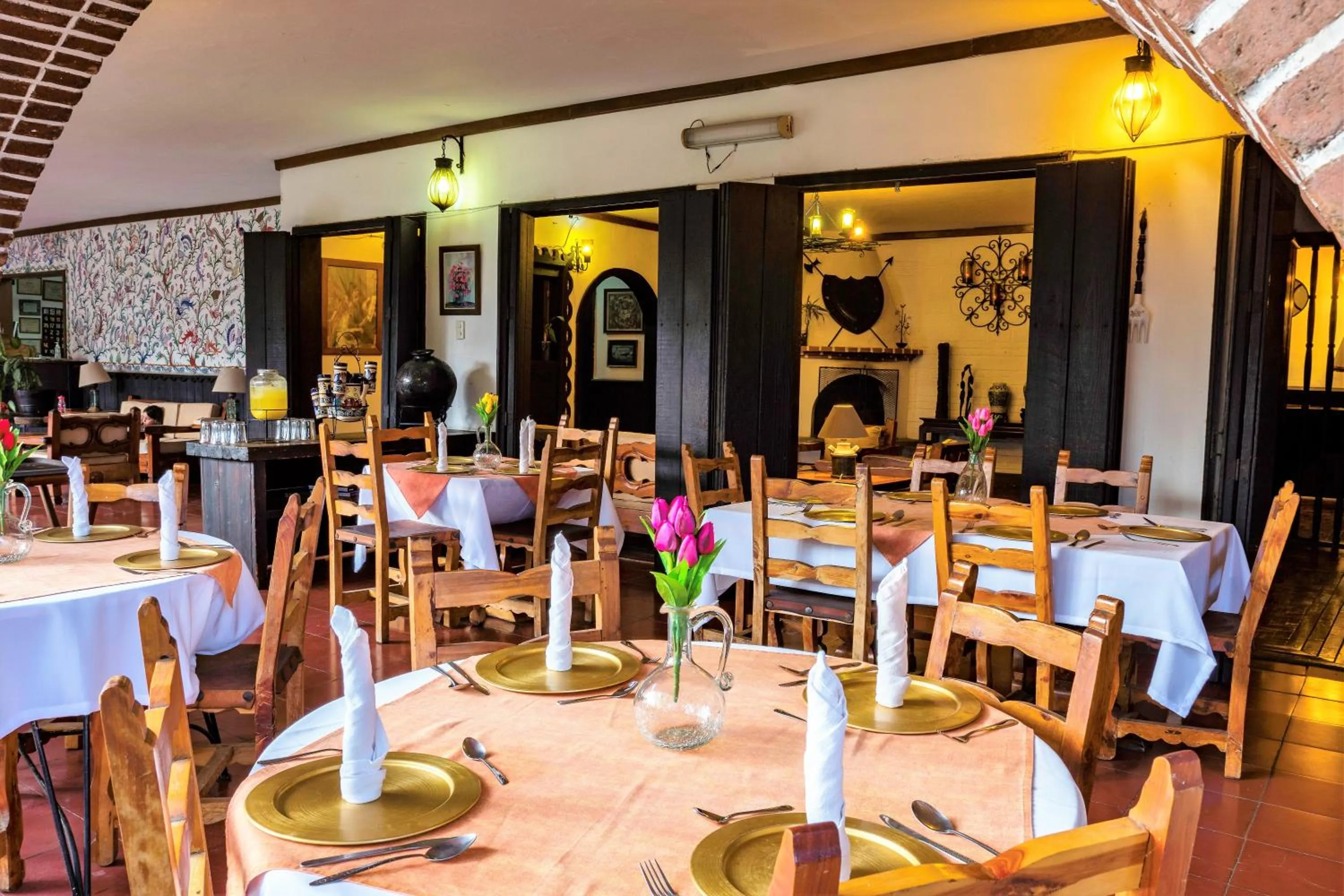 Restaurant/places to eat in Hotel San Angelo