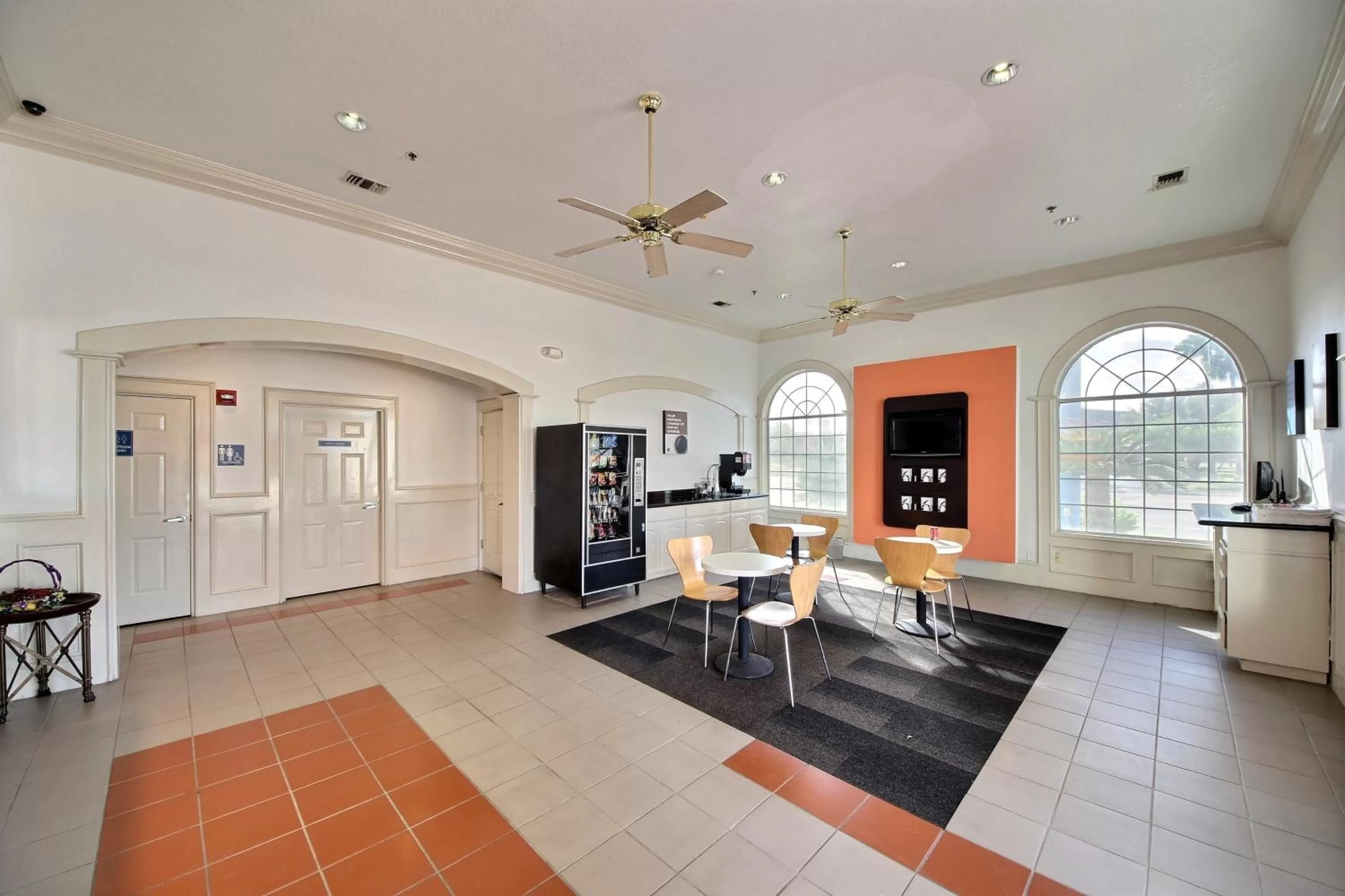 Lobby or reception in Motel 6-Edinburg, TX