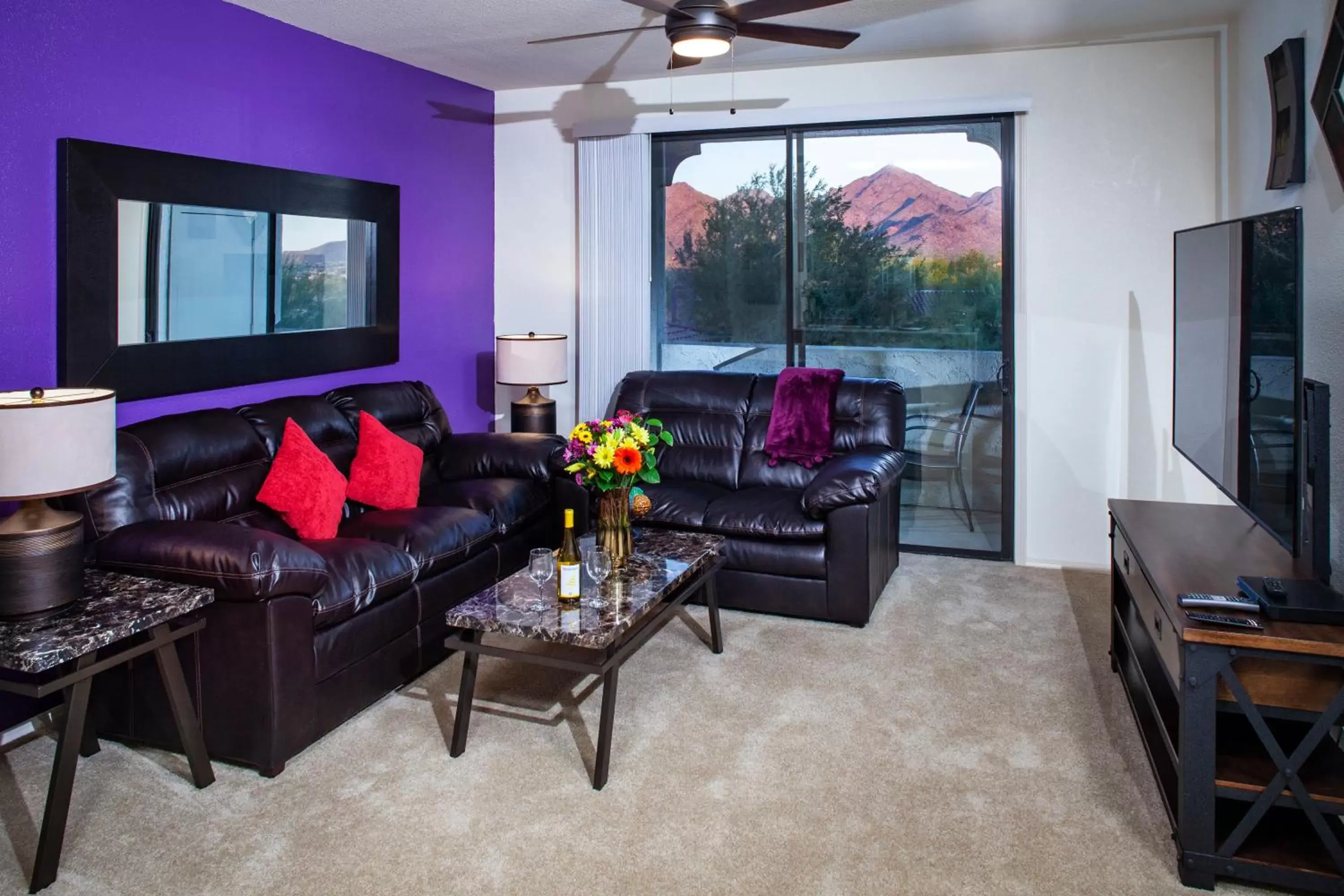 Living room, Seating Area in Luxury Condos by Meridian CondoResorts- Scottsdale