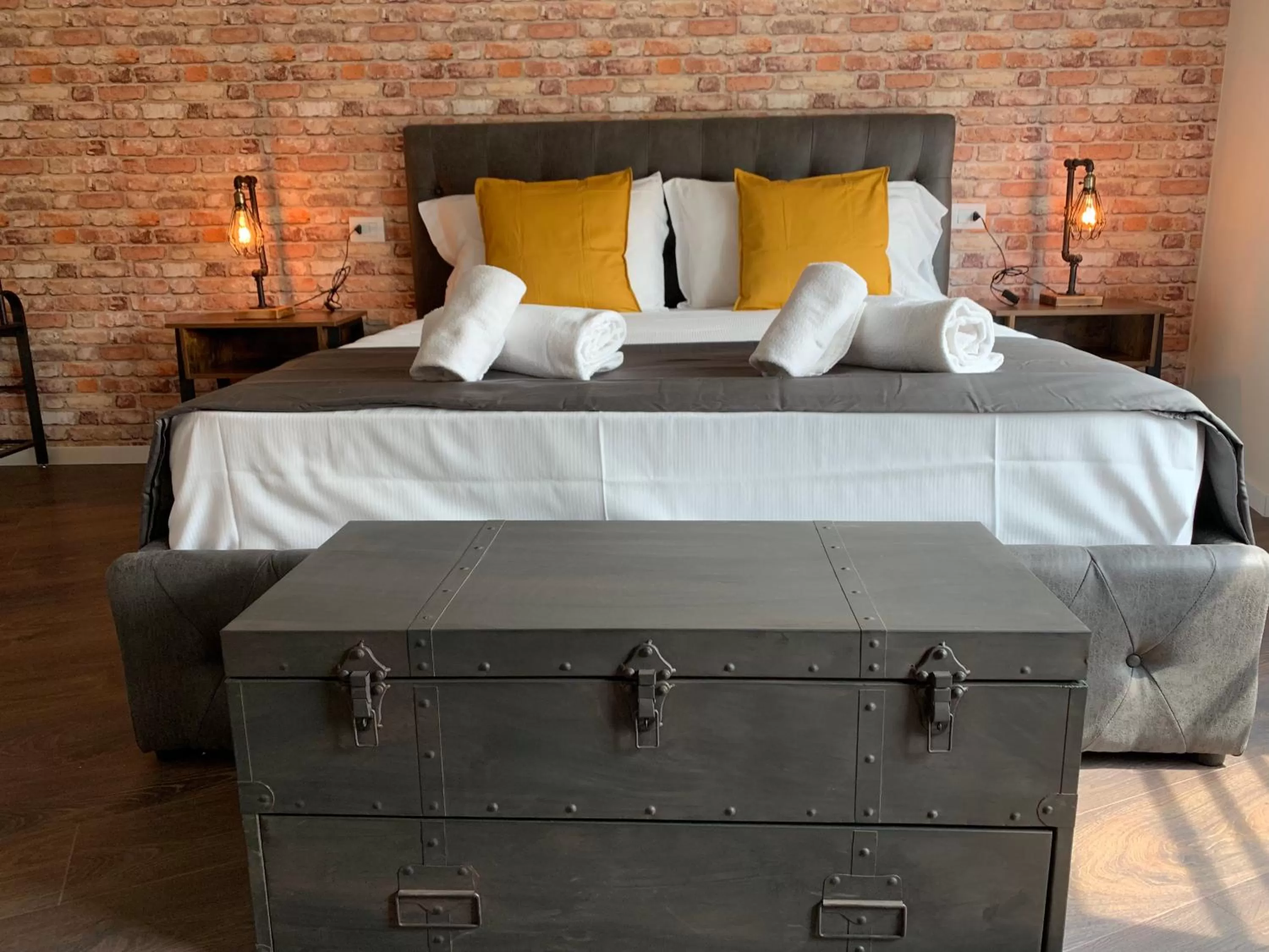 Photo of the whole room, Bed in SUITE LAME 37 Rental Rooms