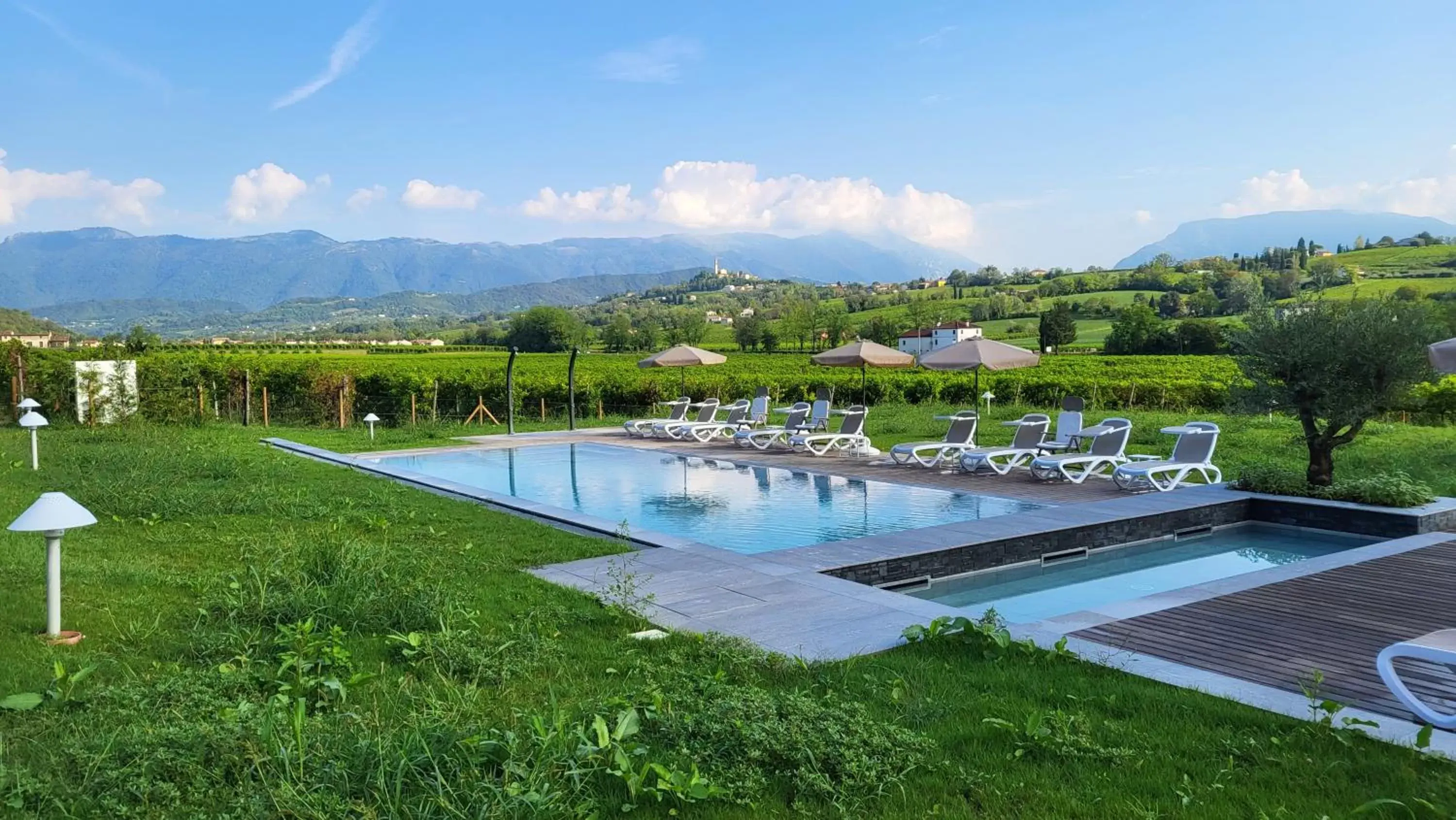 Swimming Pool in Villa Clementina - Prosecco Country Hotel
