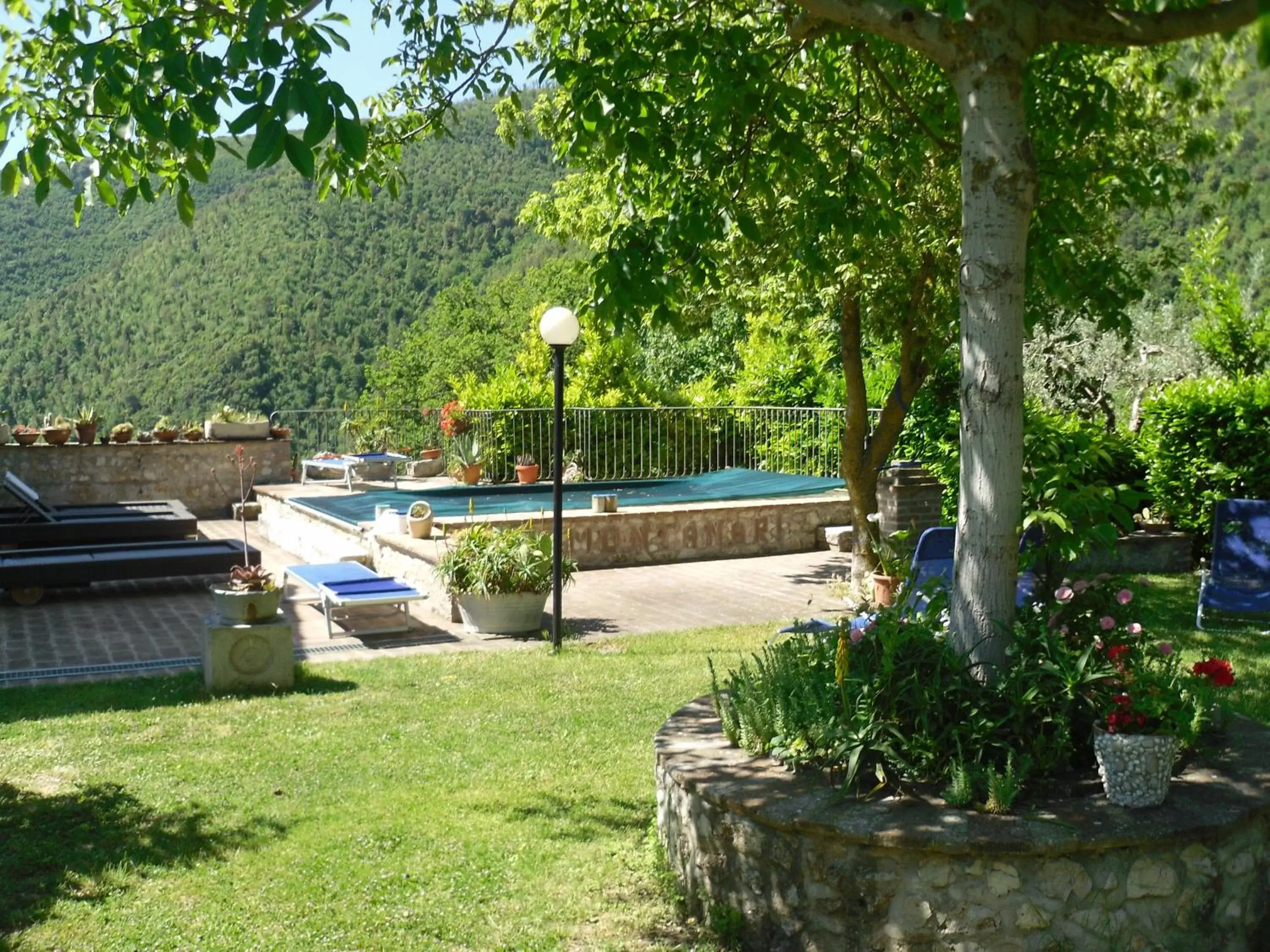 Hot Tub, Swimming Pool in Montanari Agrivillage