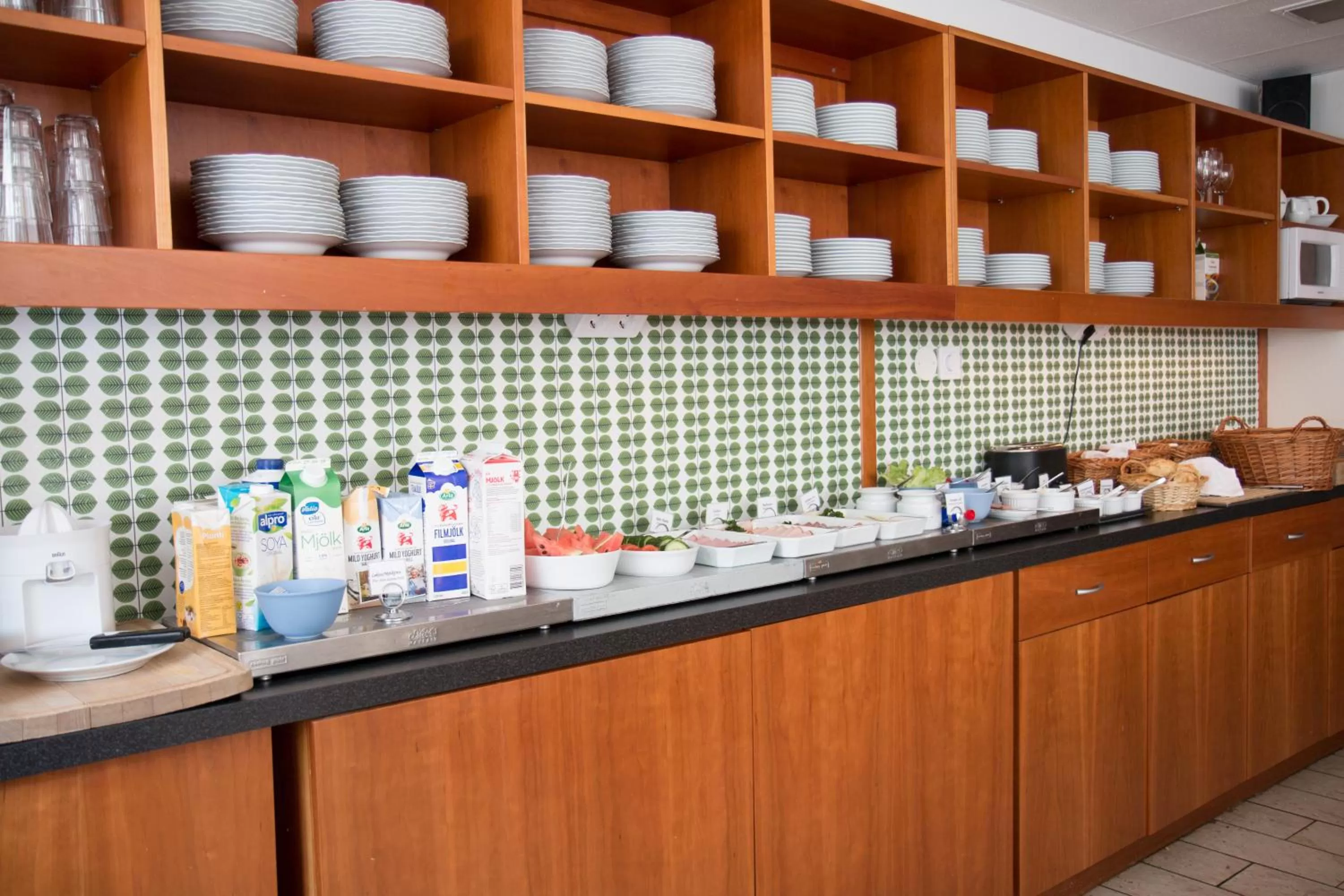 Restaurant/places to eat in Hotell Aston