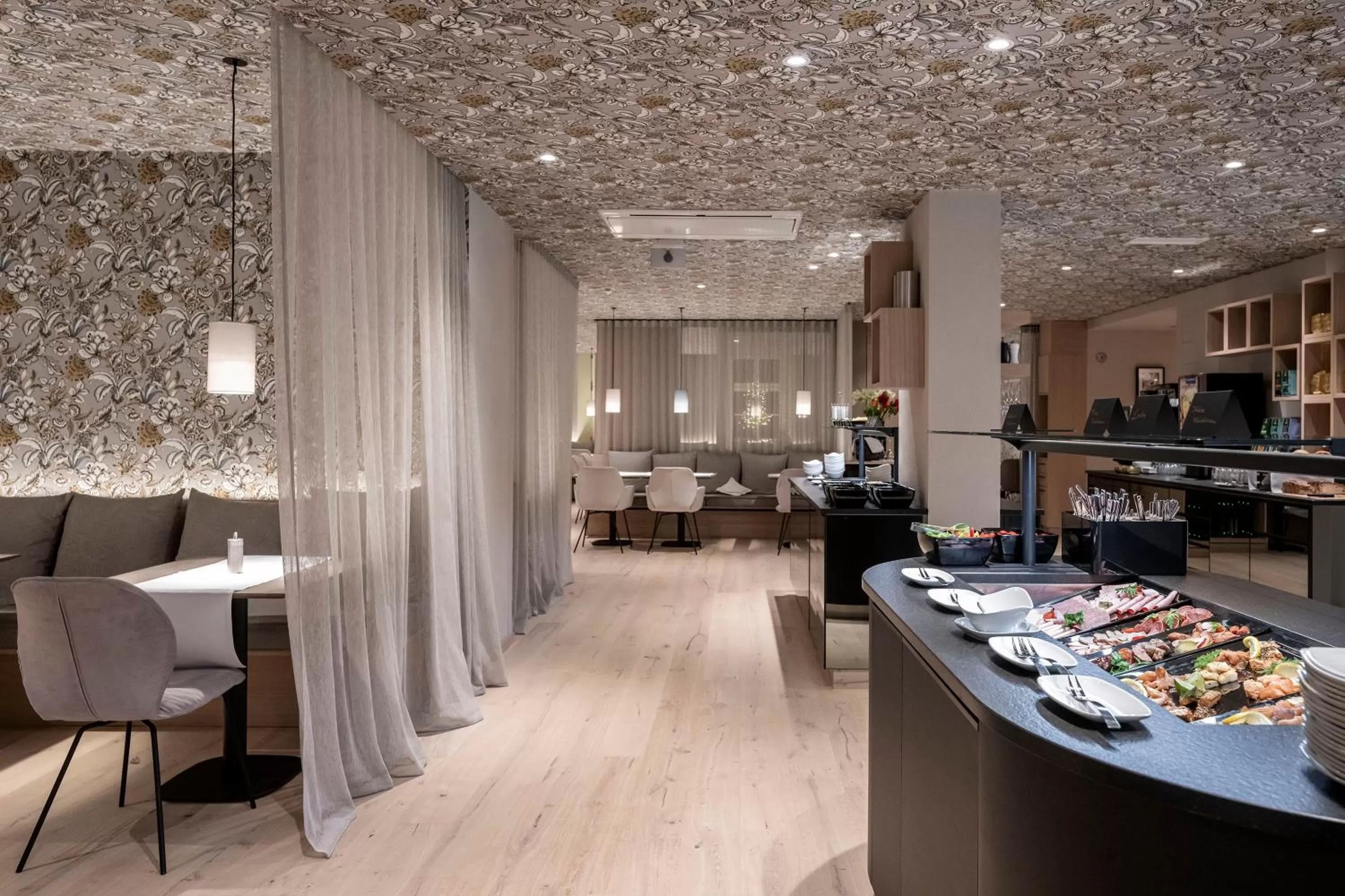 Food and drinks in HOTEL & SPA Goldene Rose