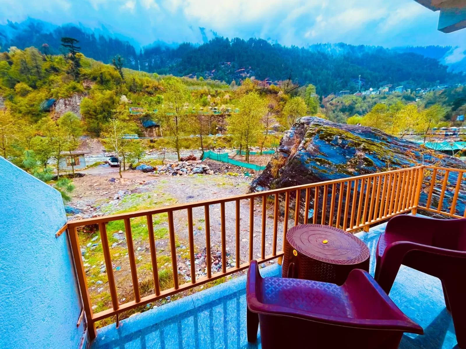 Balcony/Terrace in Himalayan Riverside Resort, Manali