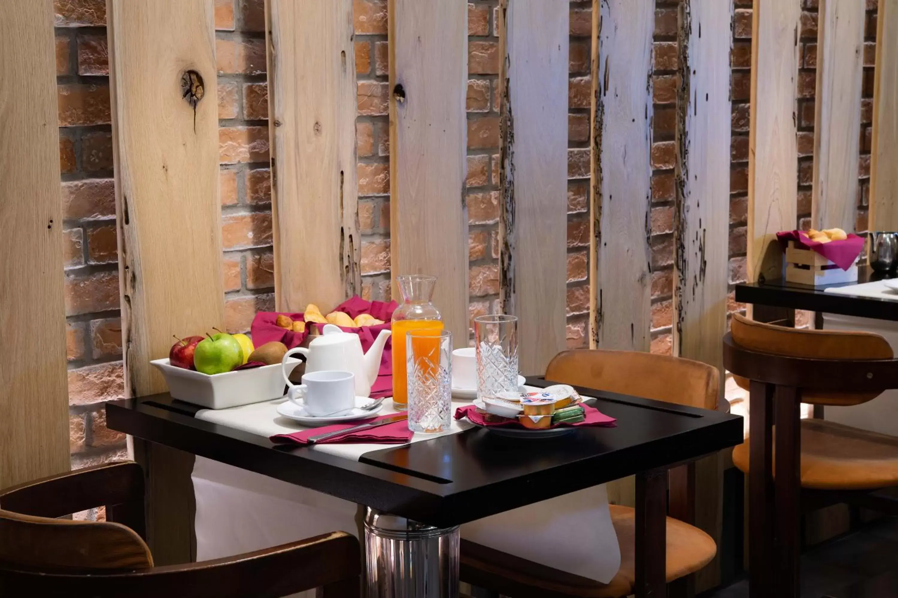 Breakfast, Restaurant/Places to Eat in Hotel Paganelli