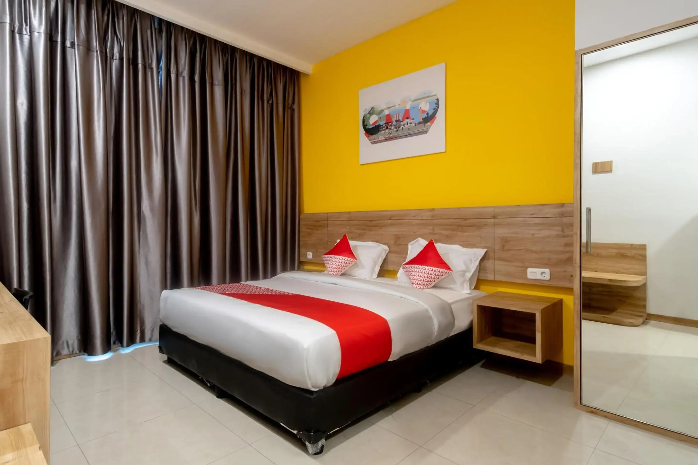 Bedroom, Bed in Super OYO 3159 Festive Inn