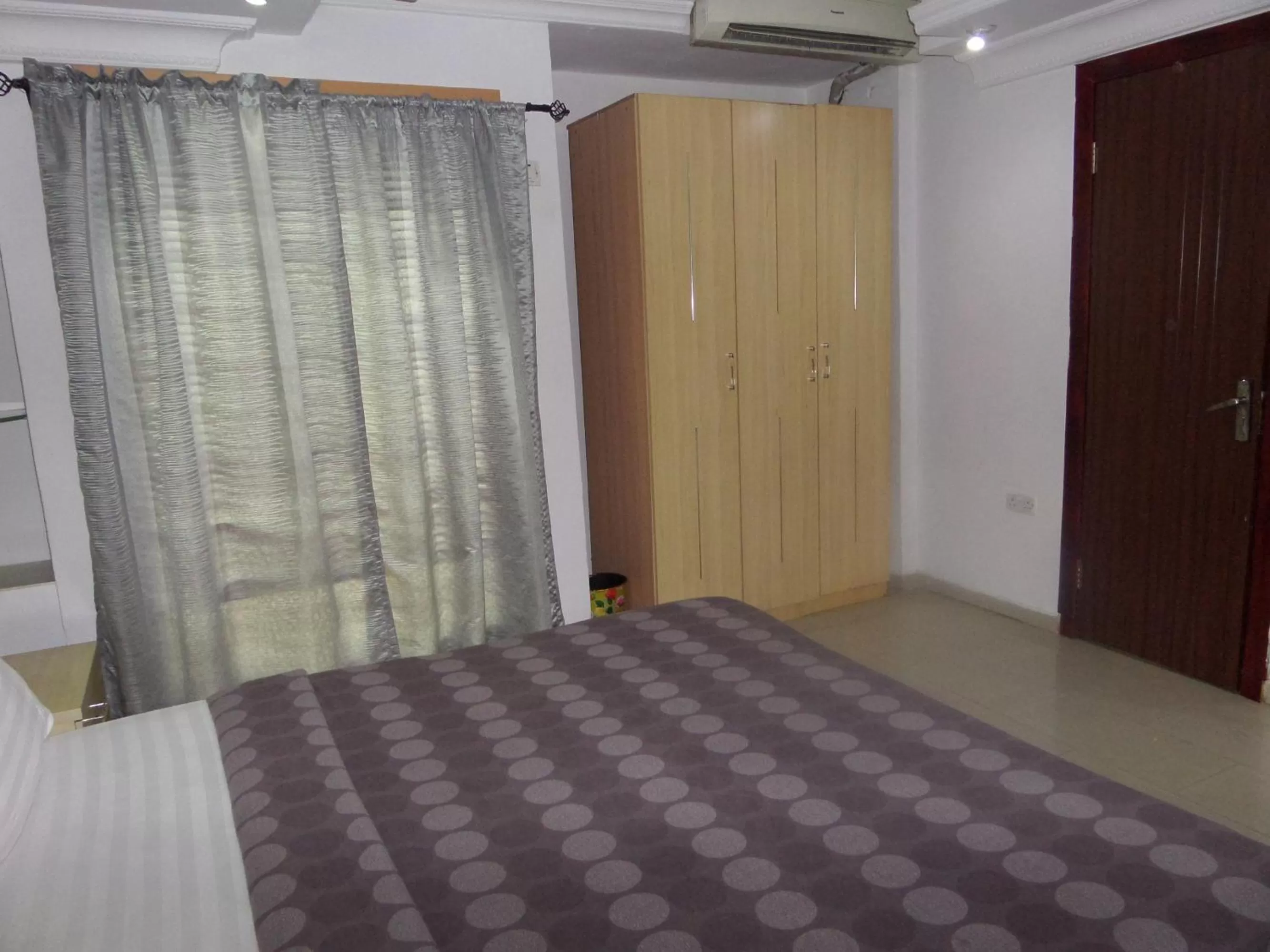 Bed in TheoDawn Hotels @ Suite 29