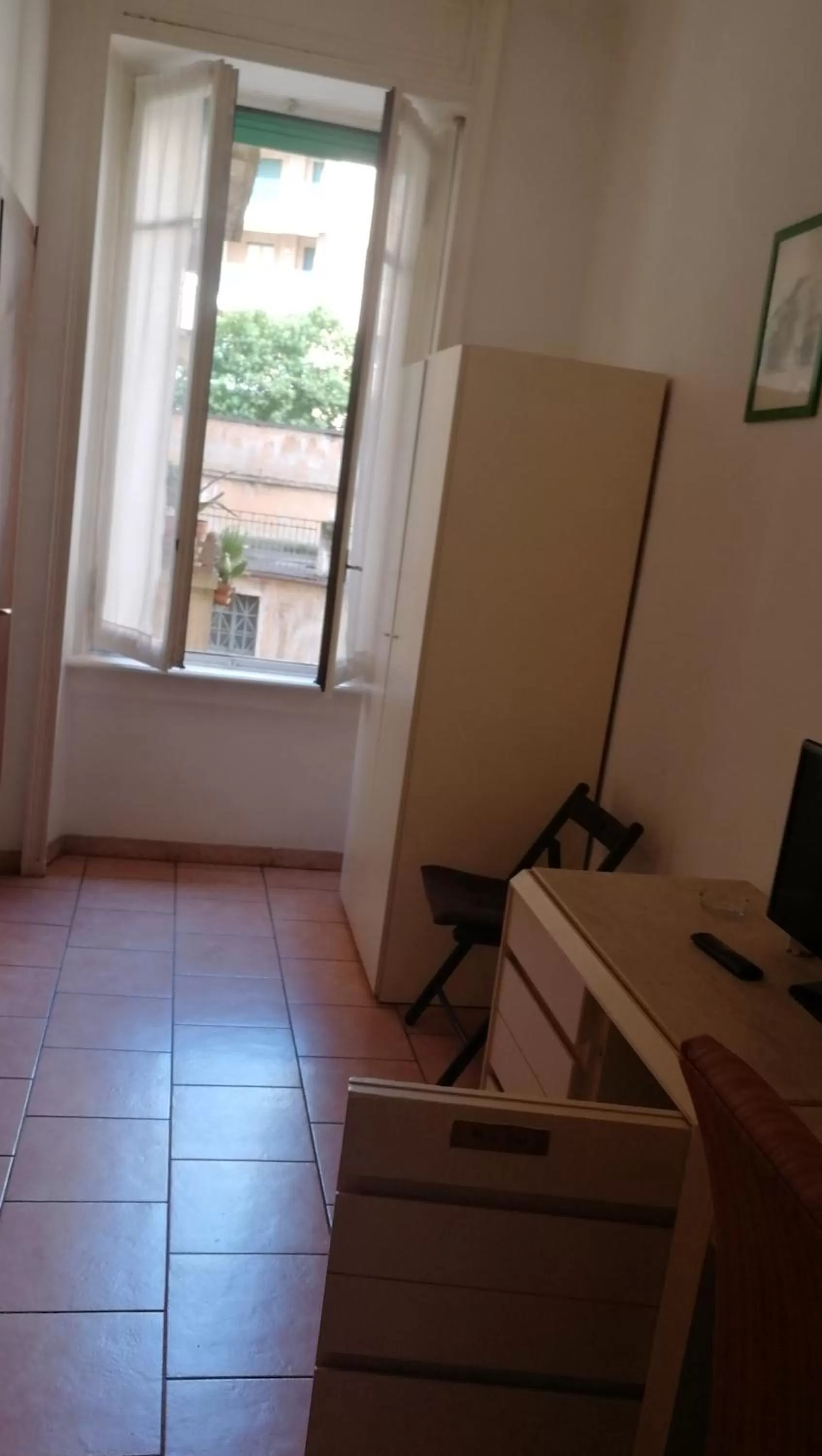 Photo of the whole room in Hotel Gambara