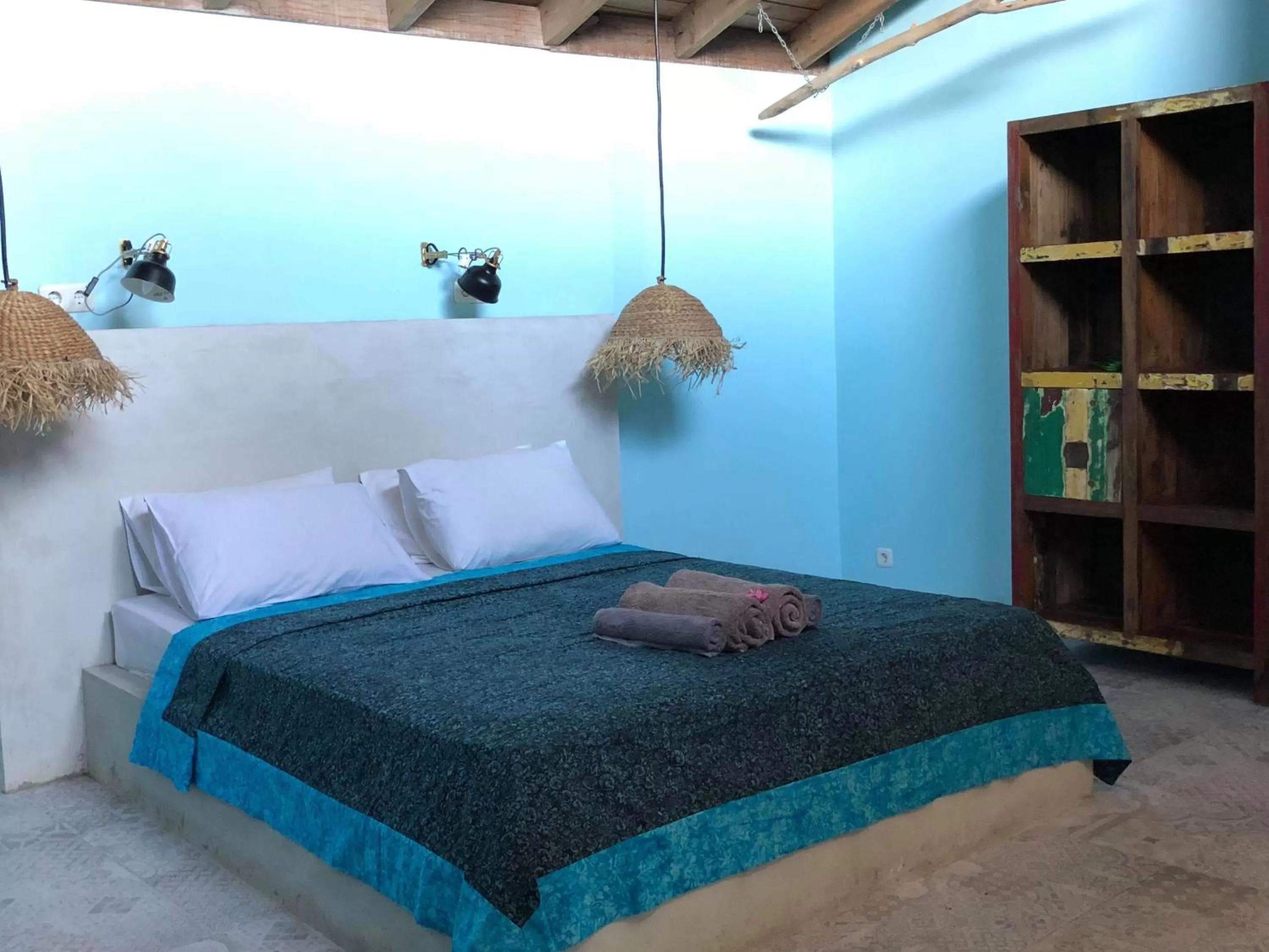 Bedroom, Bed in Captain Goodtimes