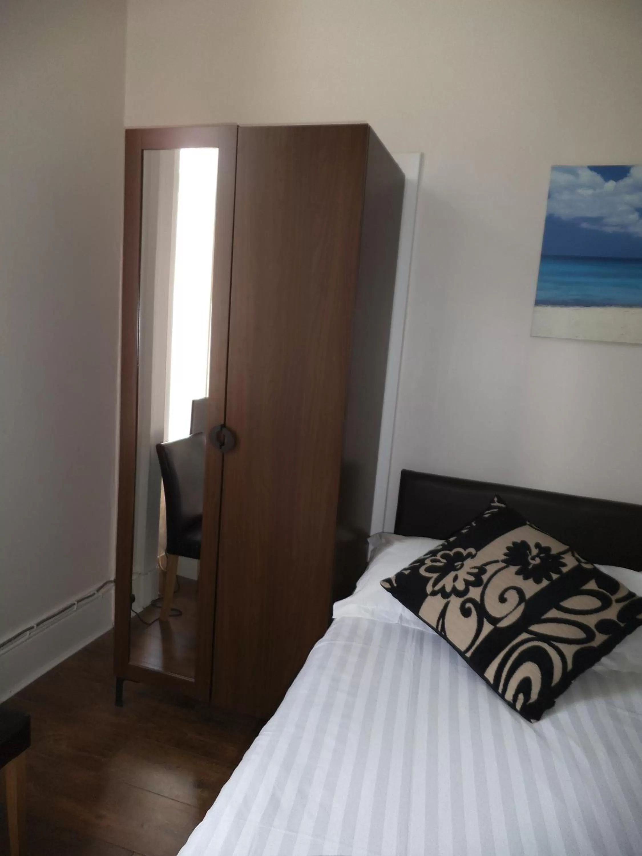 Bedroom, Bed in Northumberland Hotel