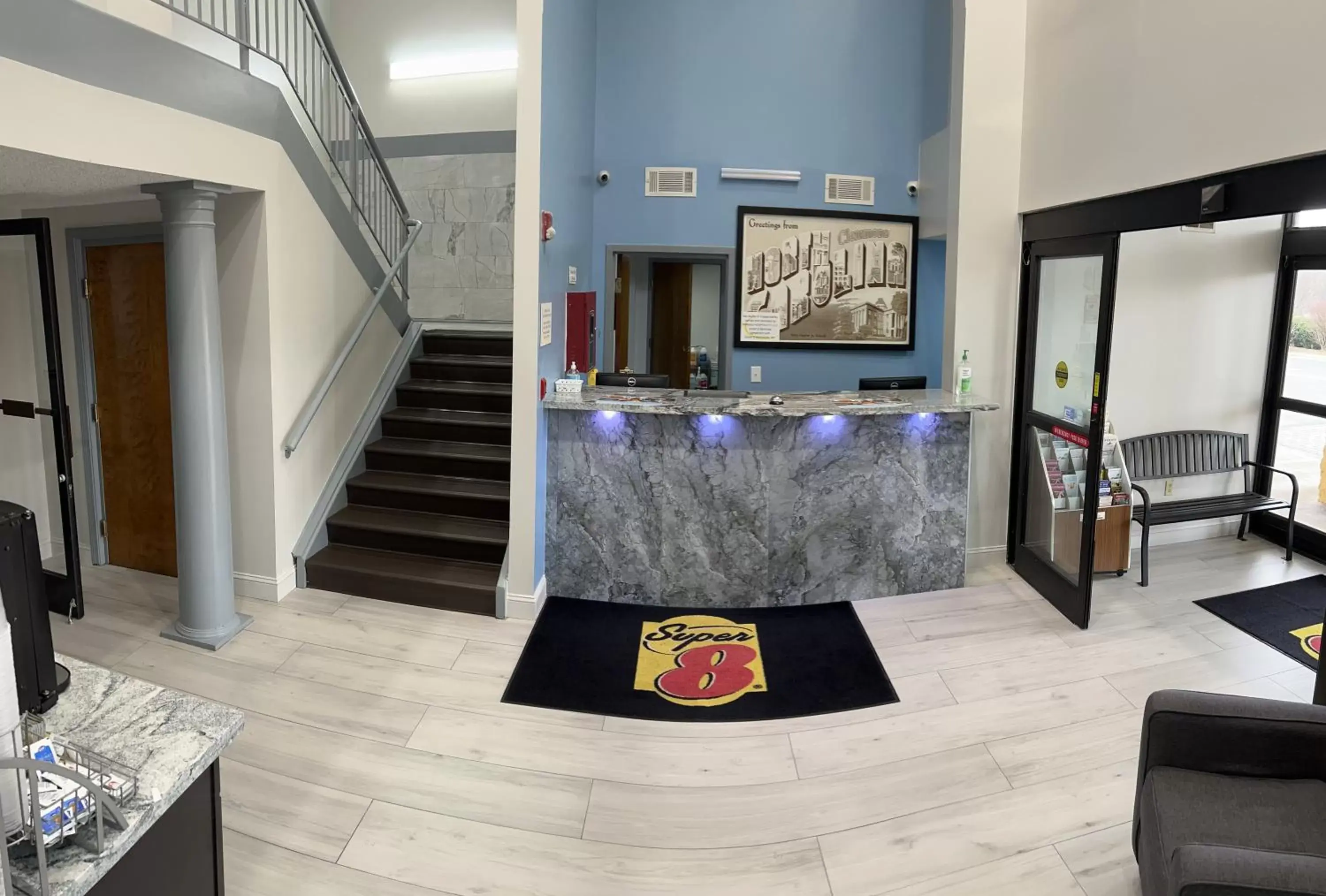 Lobby/Reception in Super 8 by Wyndham Clemmons/Winston-Salem Area