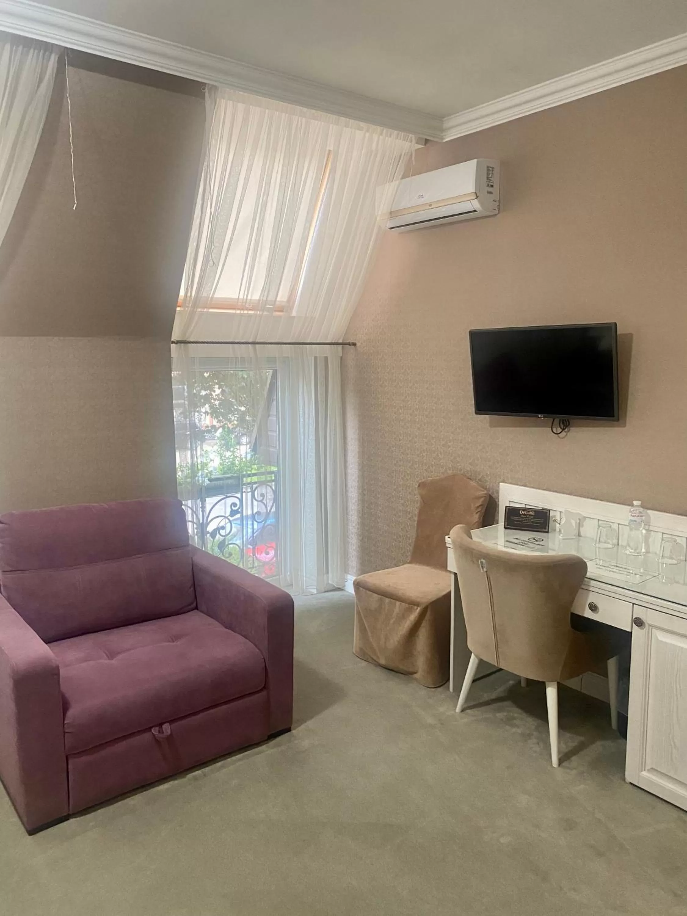 hair dresser in Boutique Hotel Deluxe