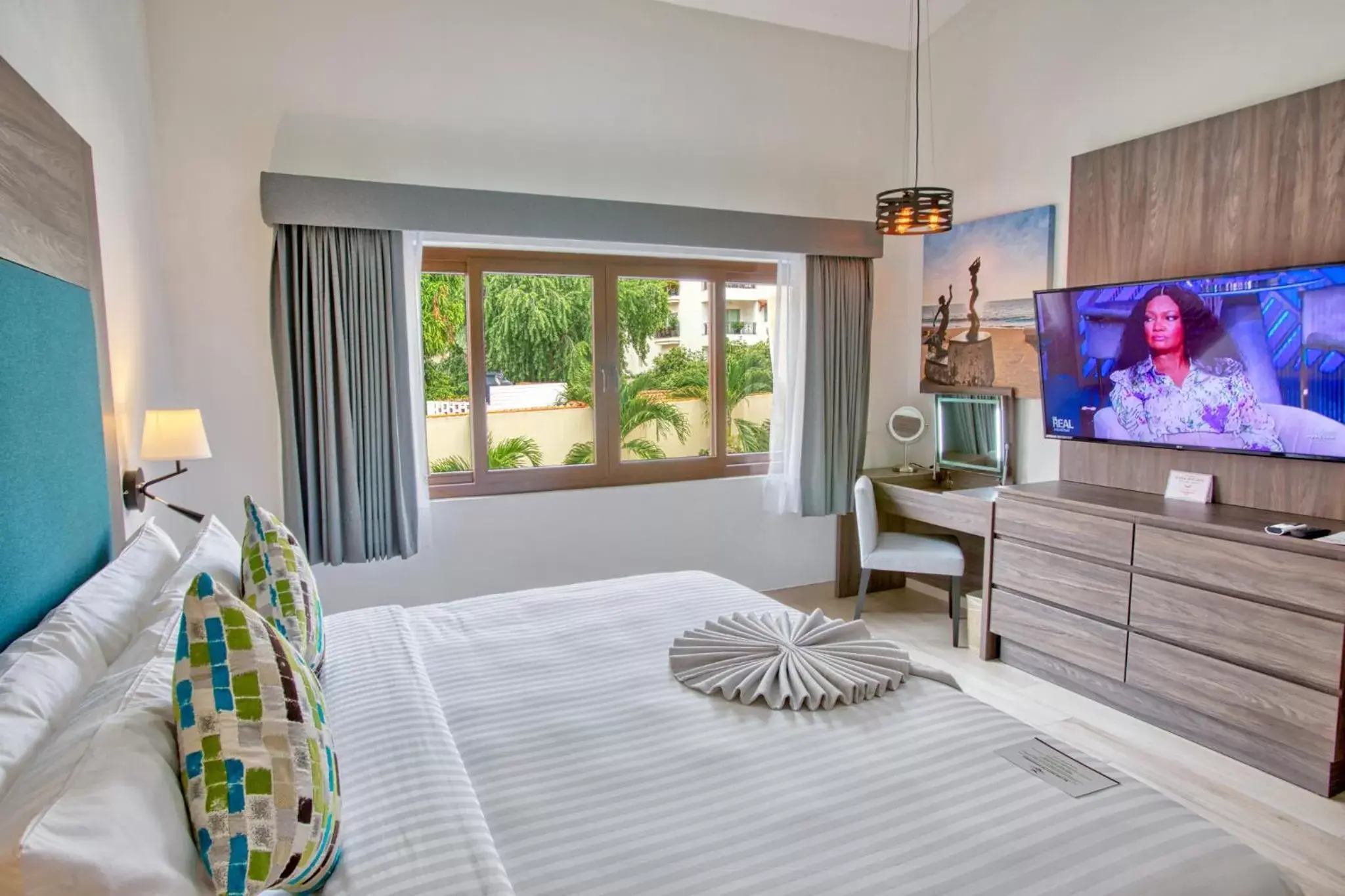 View (from property/room), TV/Entertainment Center in Casa Nicole Boutique Hotel