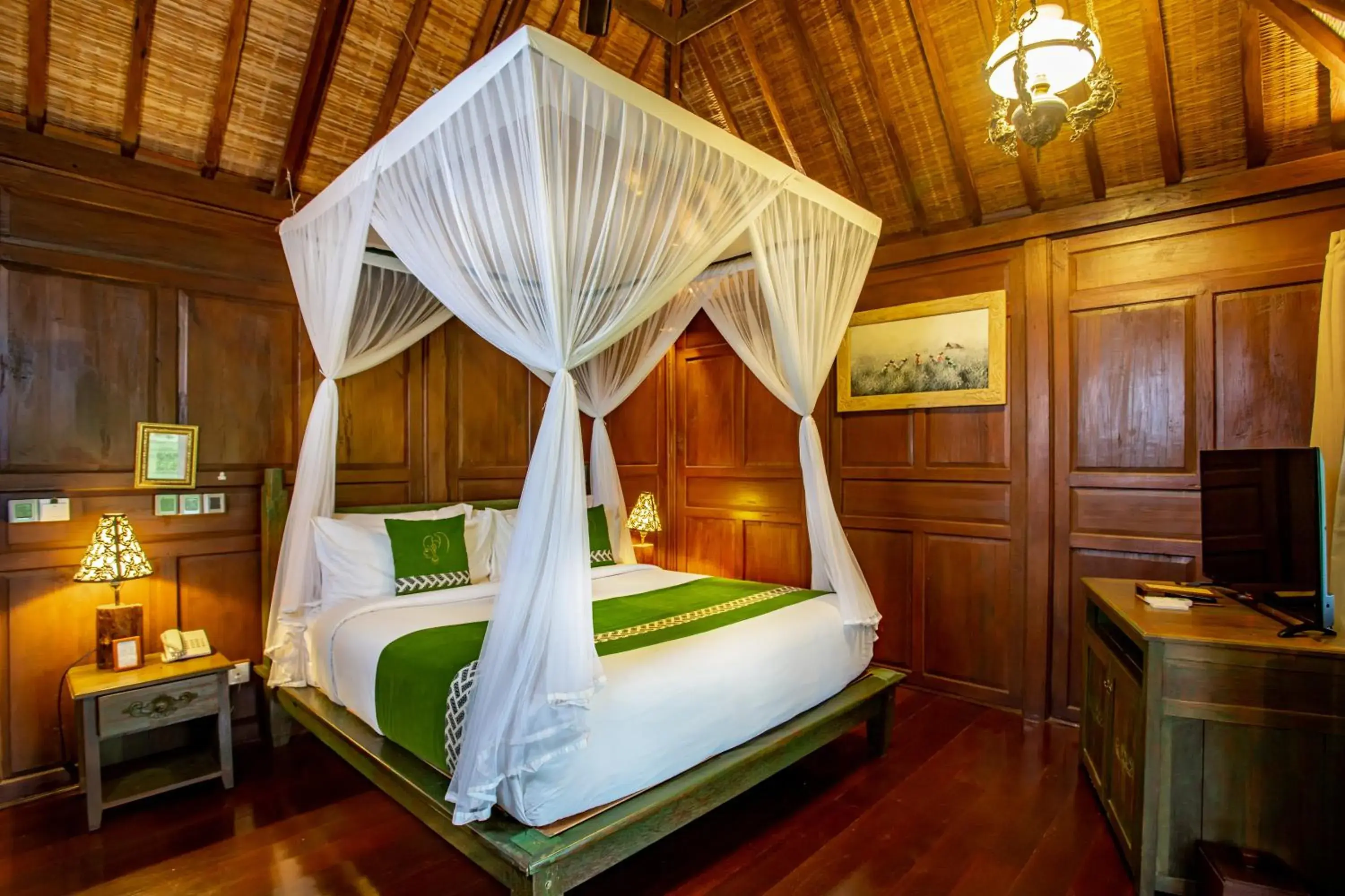 Bed in Arya Villas Ubud