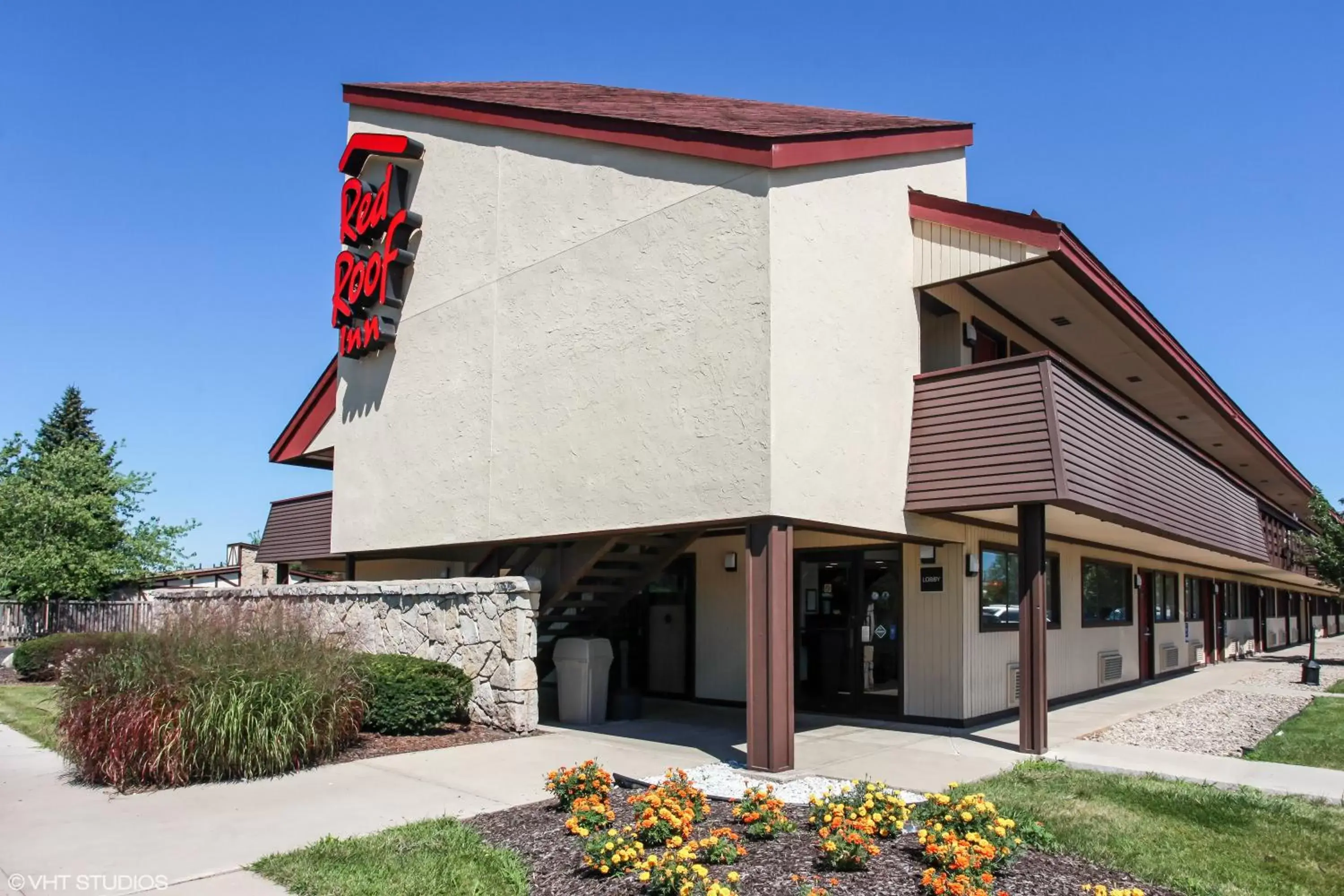 Property Building in Red Roof Inn Michigan City