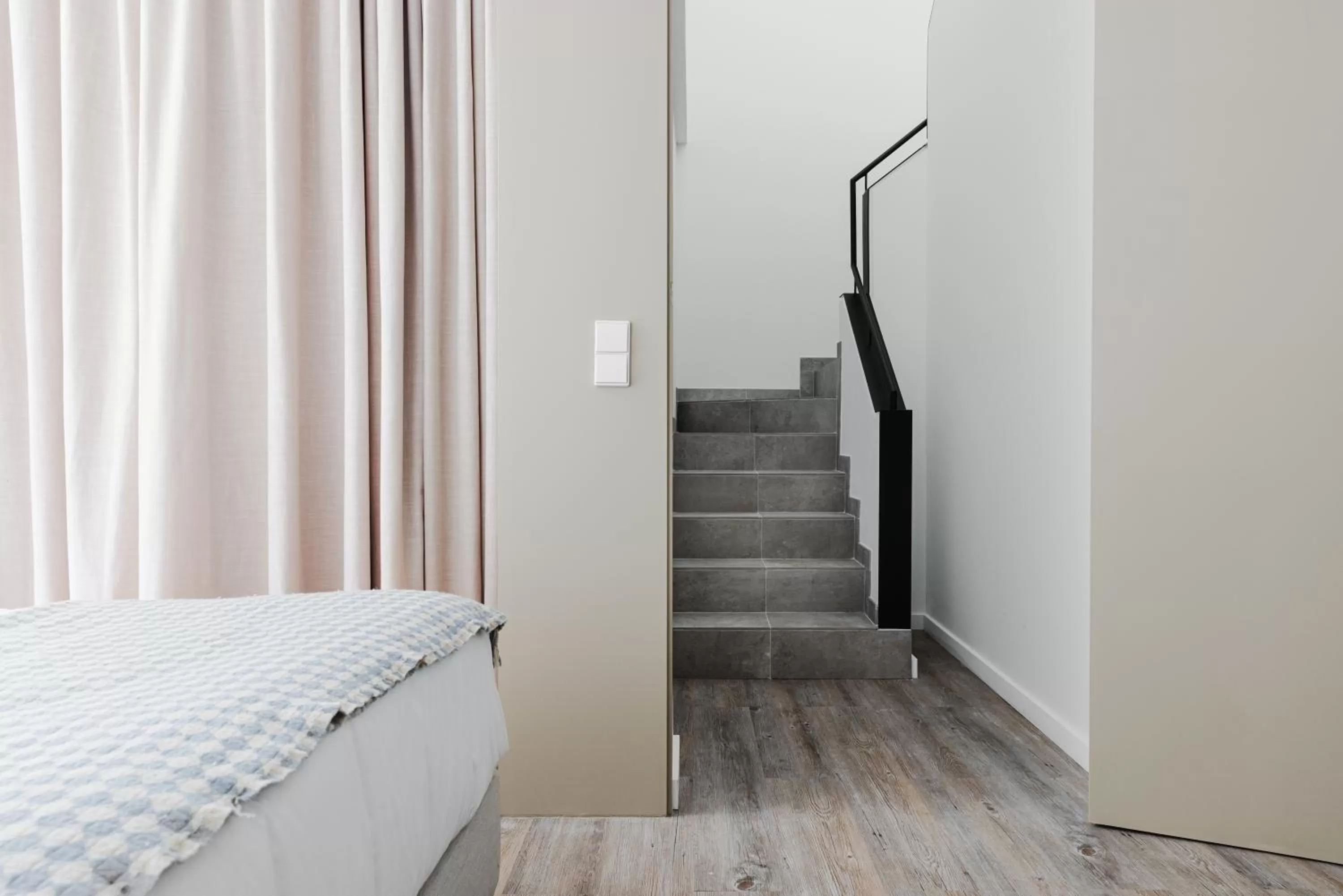 Decorative detail, Bed in Memmo Baleeira - Design Hotels