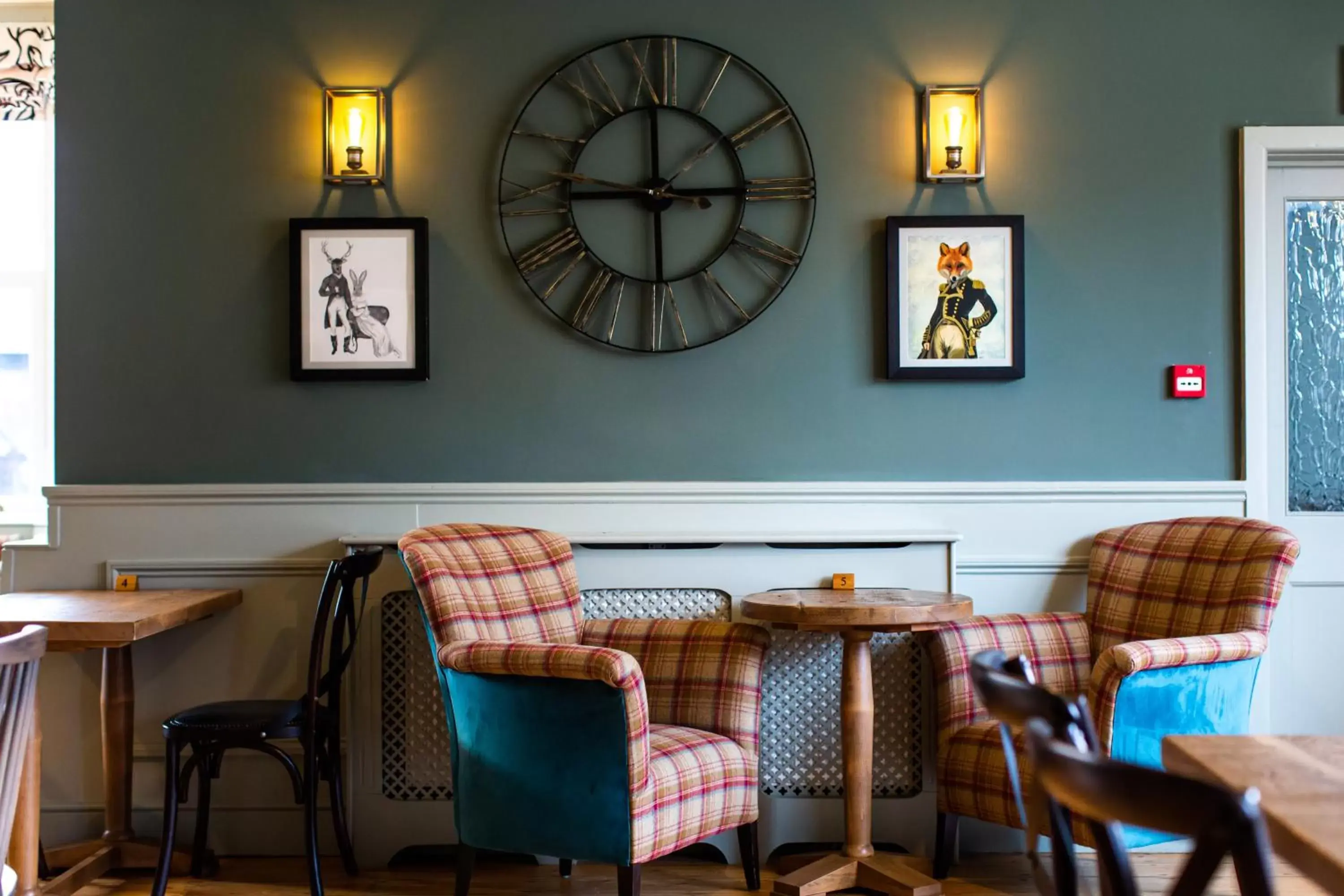 Lounge or bar, Restaurant/Places to Eat in Coach House Inn