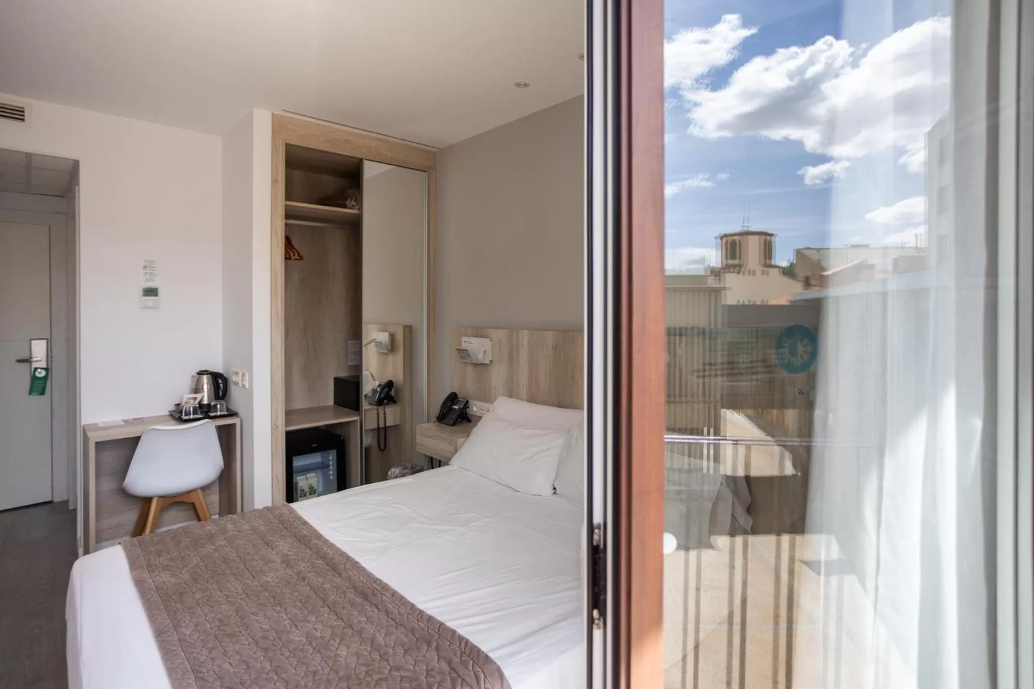 Bedroom, Bed in DWO Ábaster