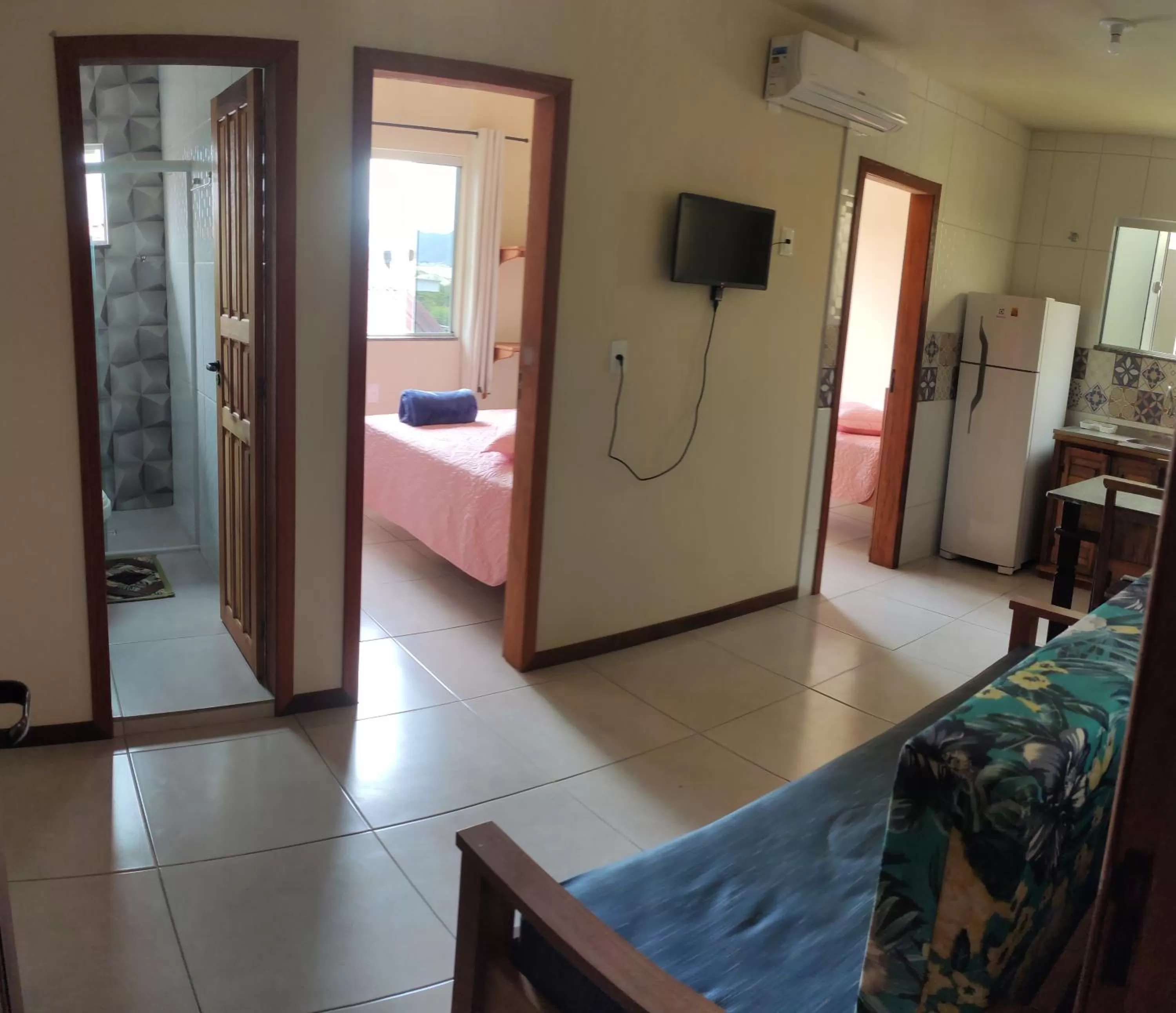 TV/Entertainment Center in Pousada Pegadas na Areia