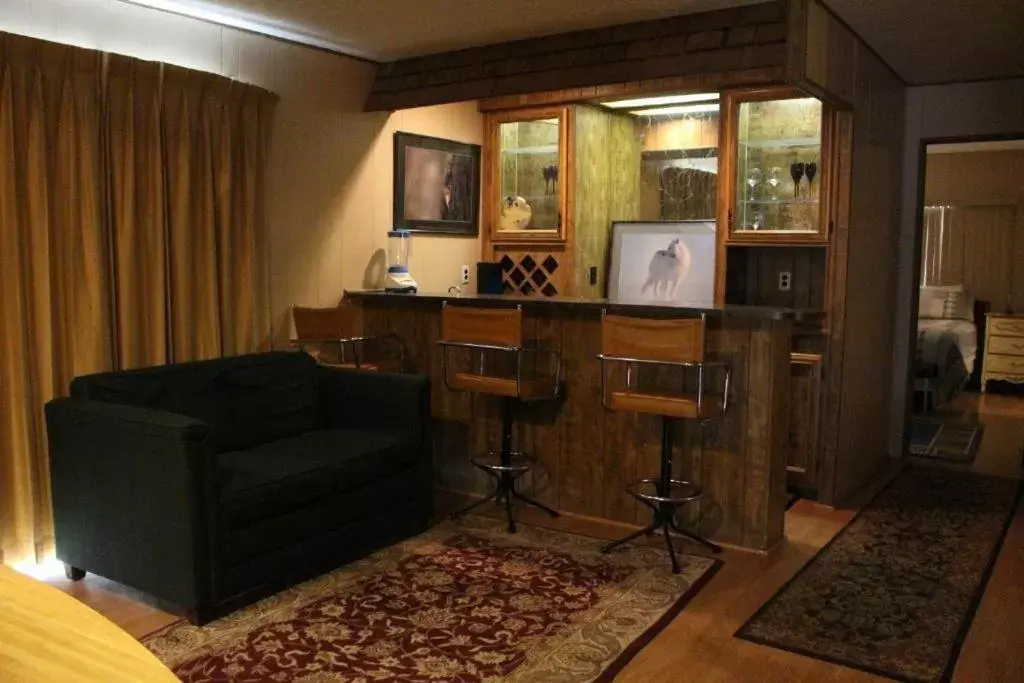 Two-Bedroom House in Lakeshore Lodge Two-Bedroom House in Lakeshore Lodge