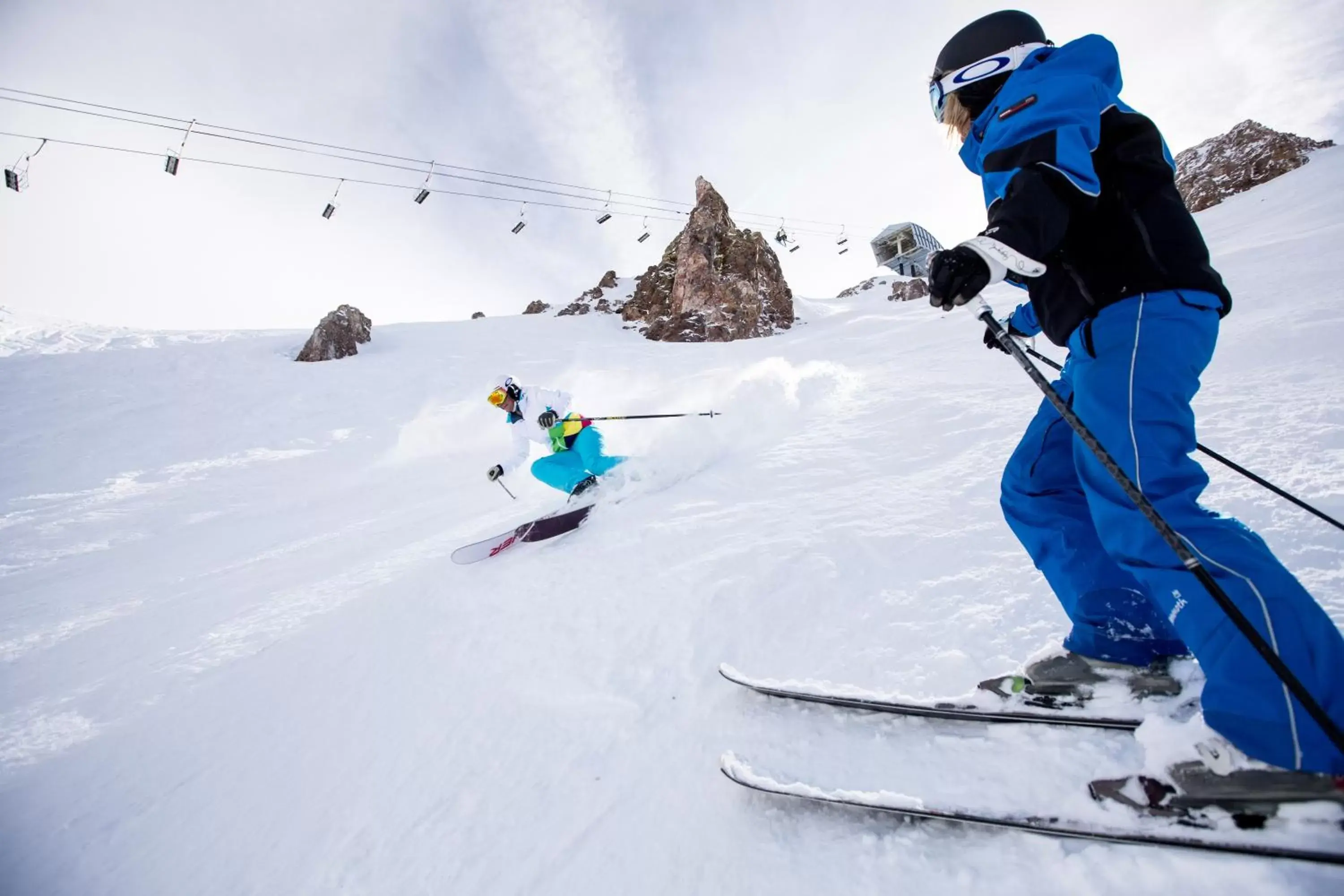 Winter, Skiing in Mammoth Mountain Inn