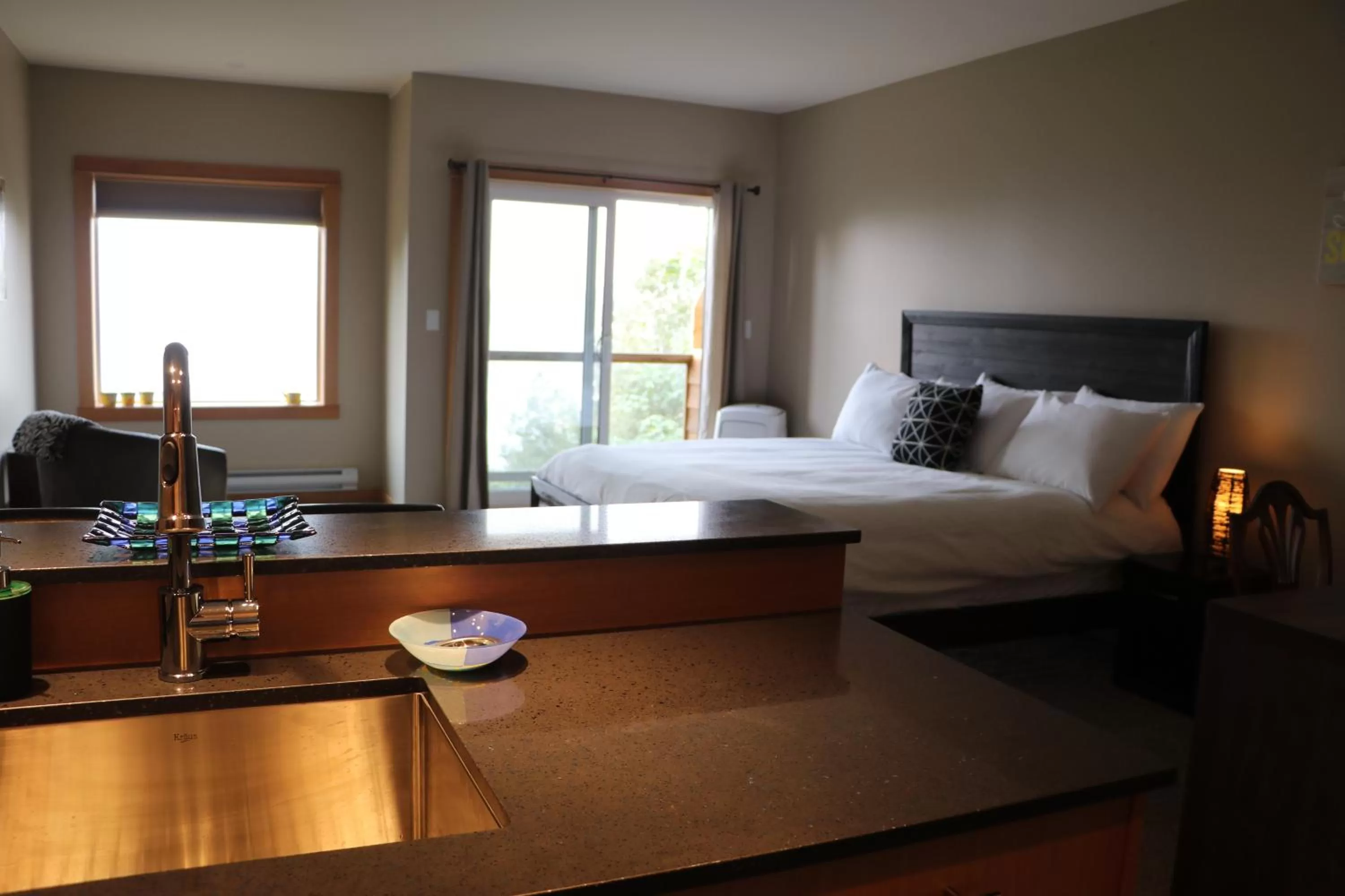 TV and multimedia, Bed in Moon Water Lodge