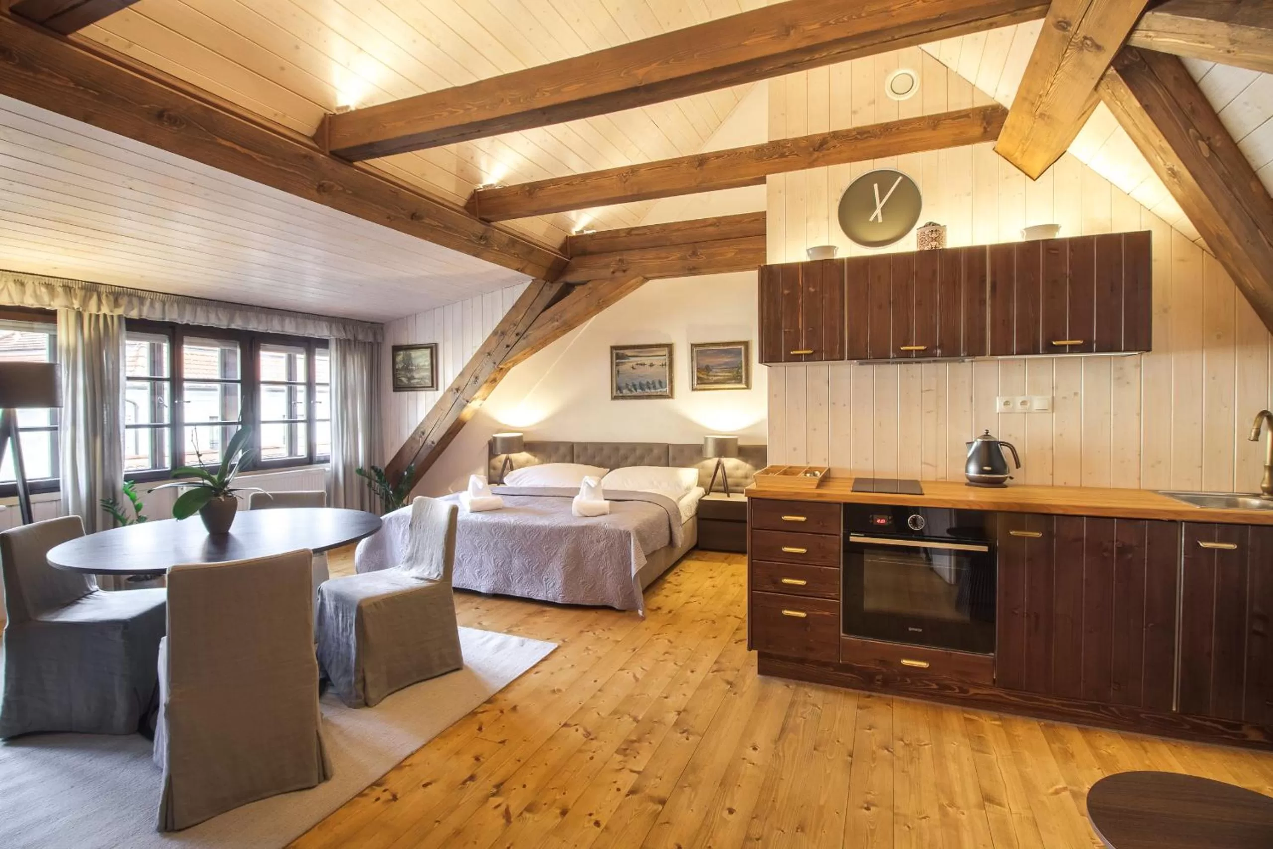 Kitchen or kitchenette, Bed in Apartmány Šupina