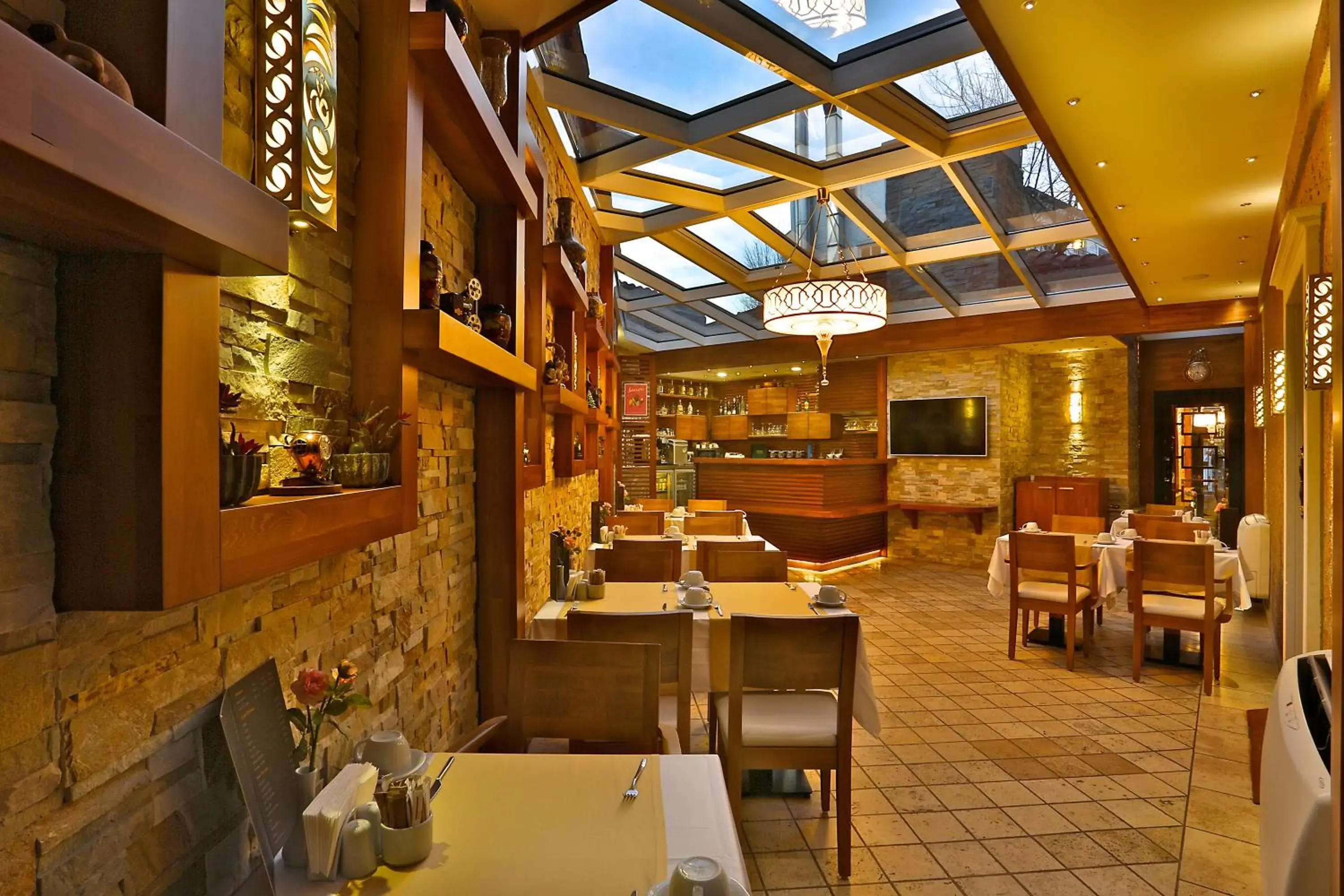 Buffet breakfast, Restaurant/Places to Eat in The Million Stone Hotel - Special Category