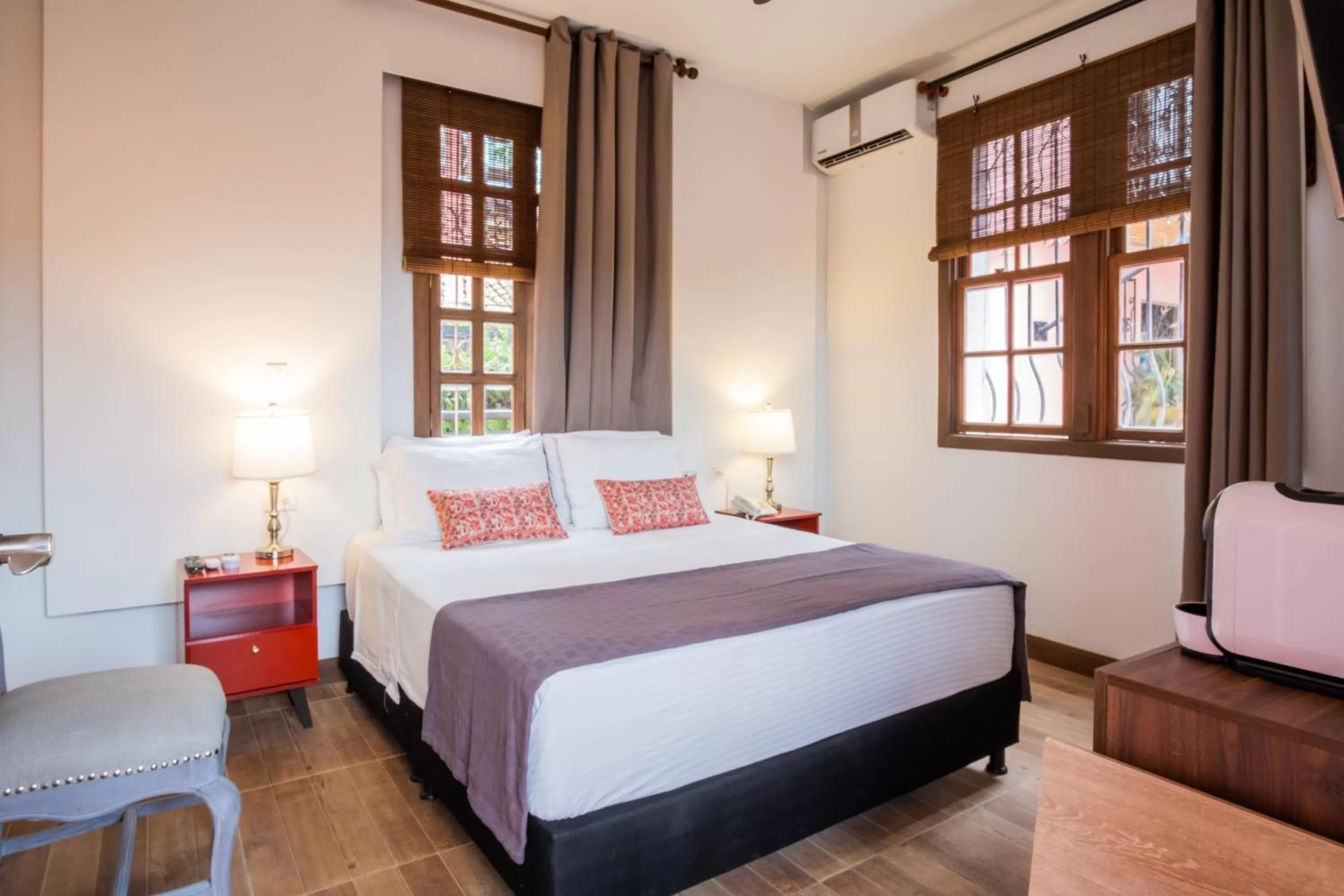 Photo of the whole room, Bed in Rossa Palma