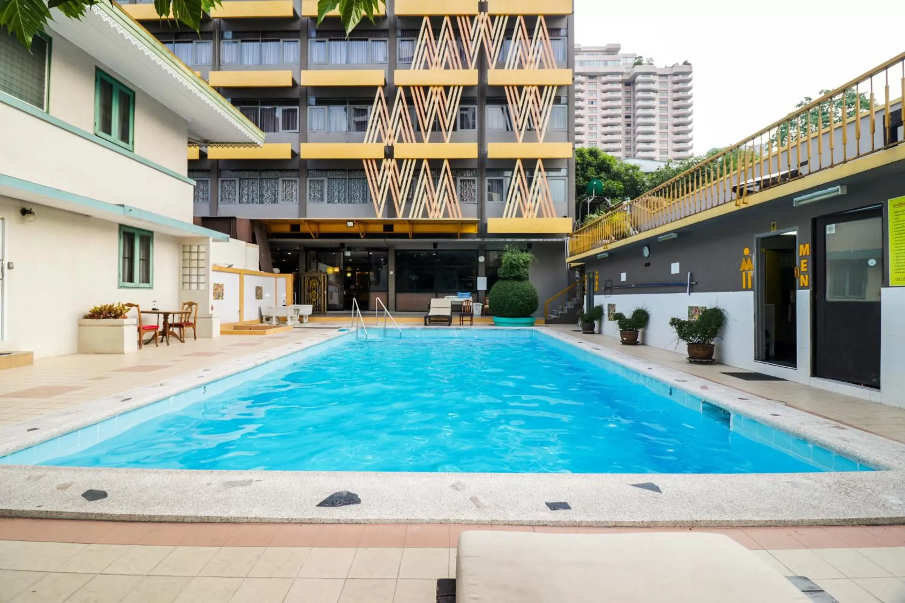 Swimming Pool in Malaysia Hotel Bangkok